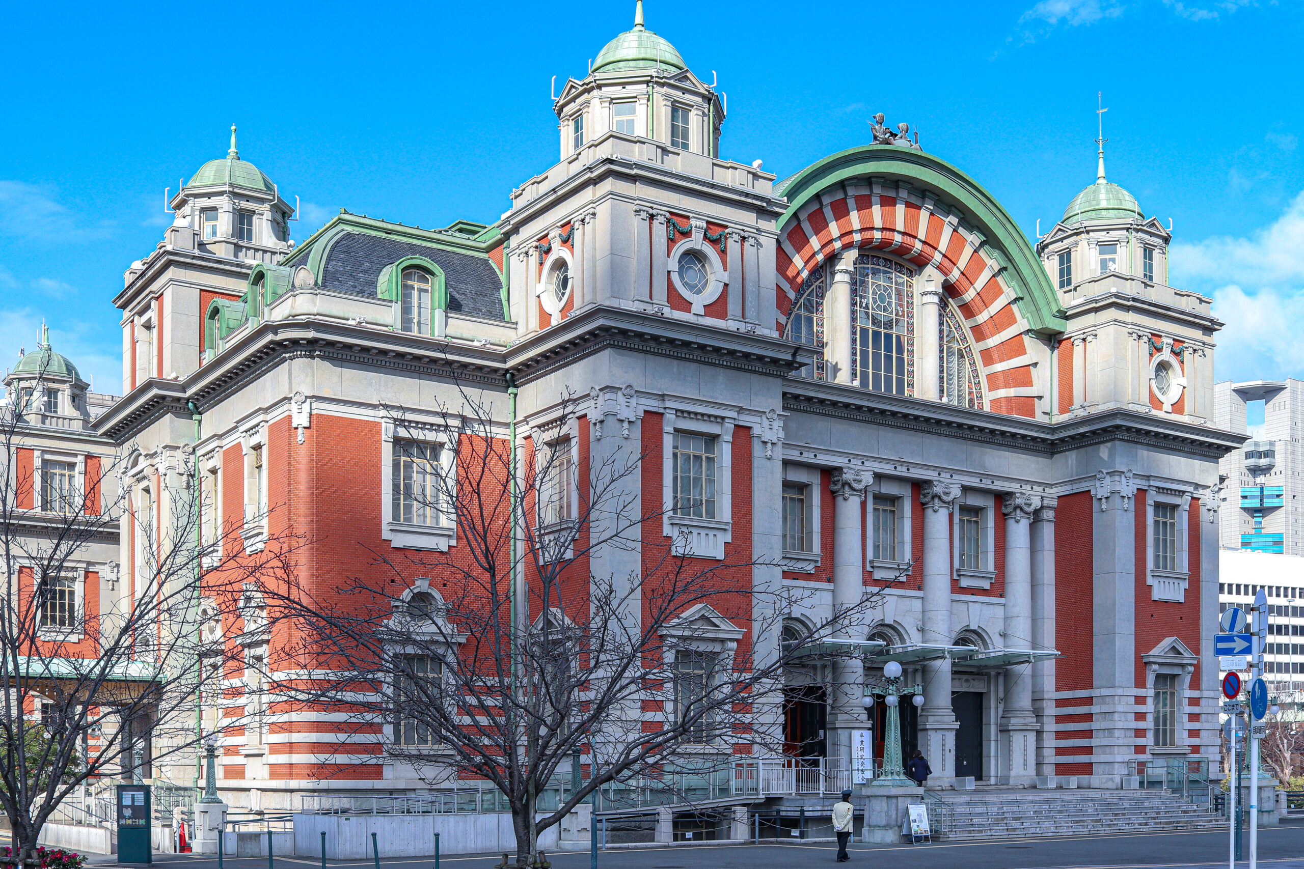 大阪市中央公會堂彩繪玻璃窗