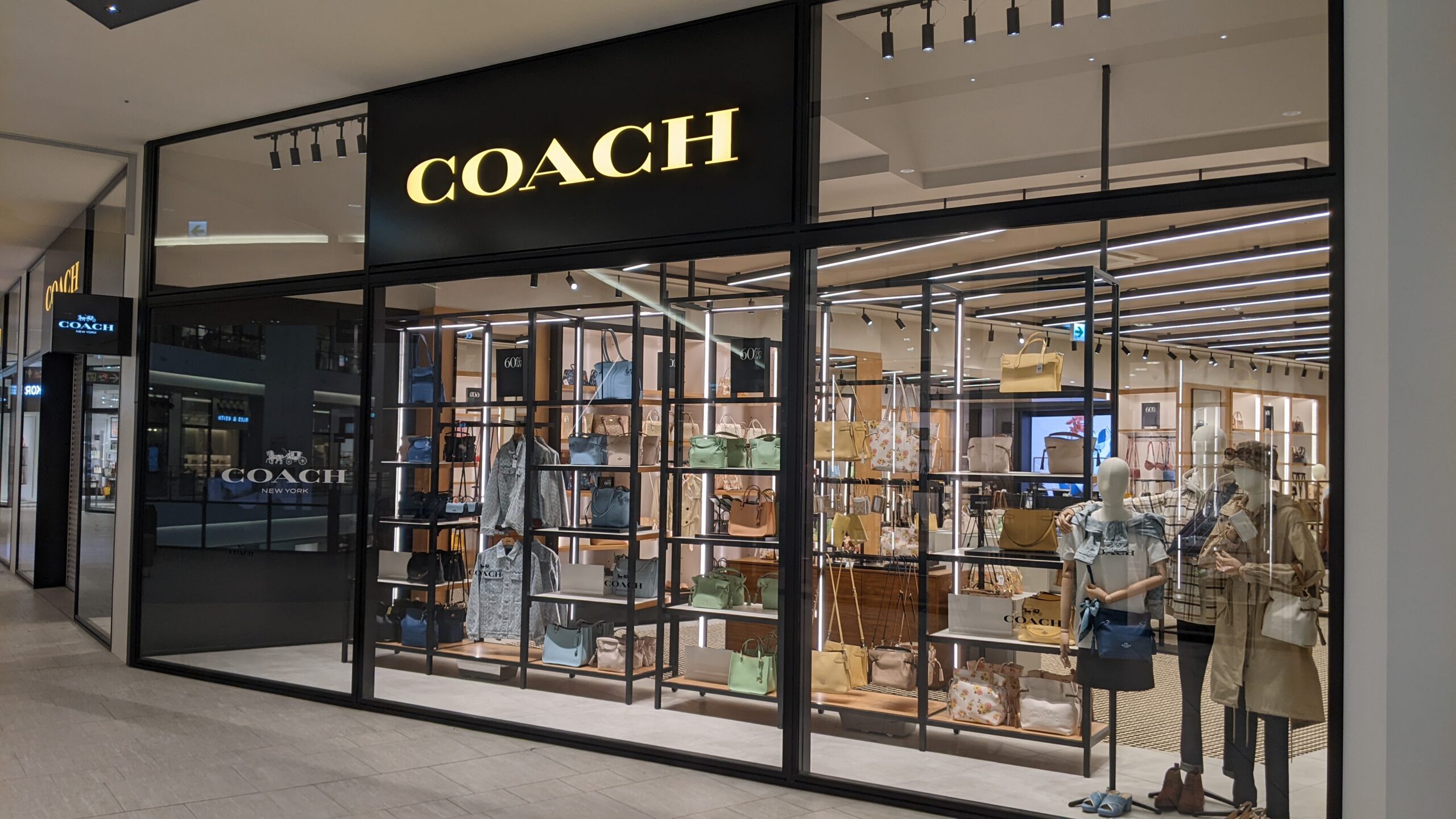 大阪門真三井暢貨中心 Coach 專賣店