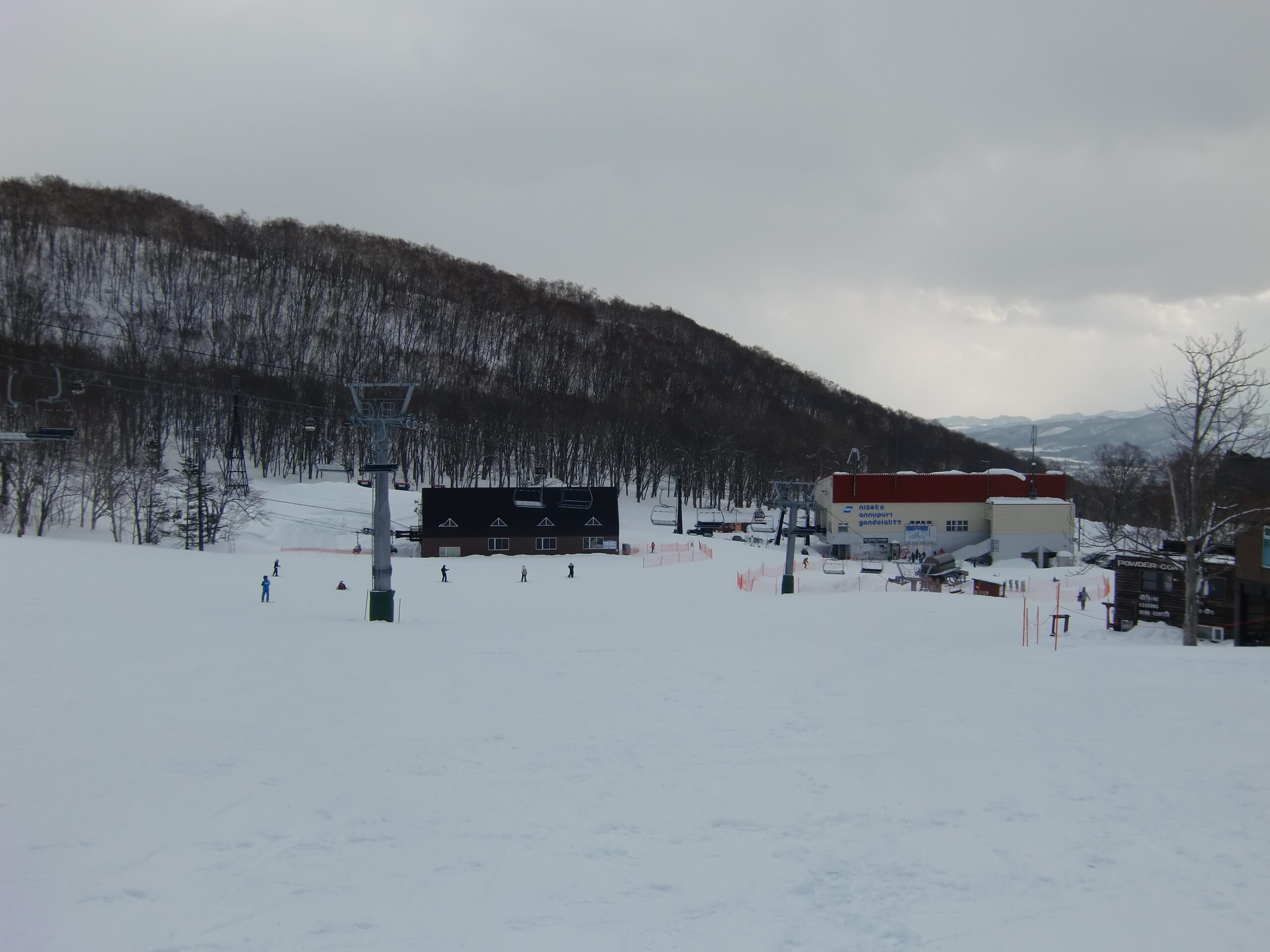 留壽都安努比利纜車 - 第一座四人纜車