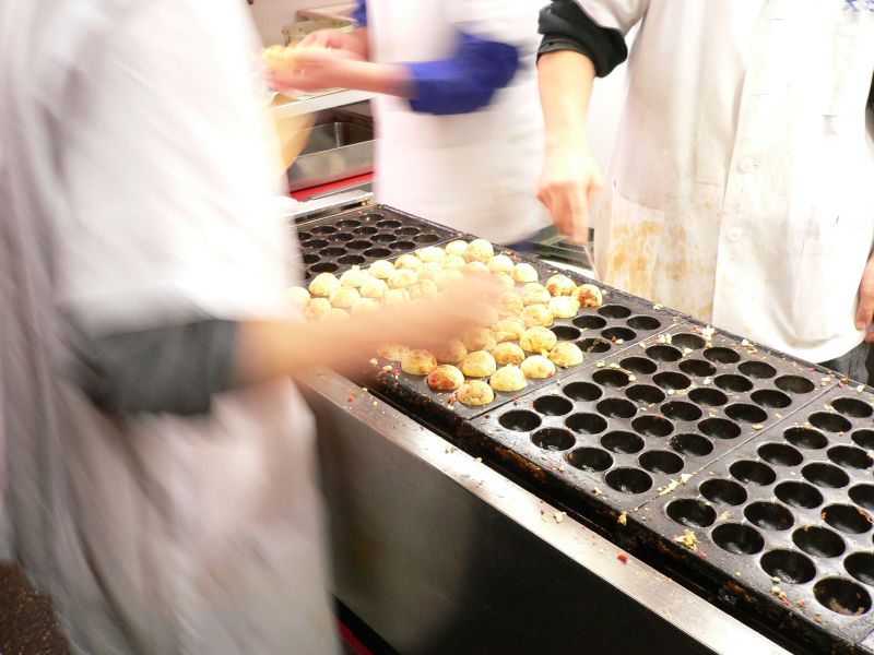 道頓堀章魚燒製作現場