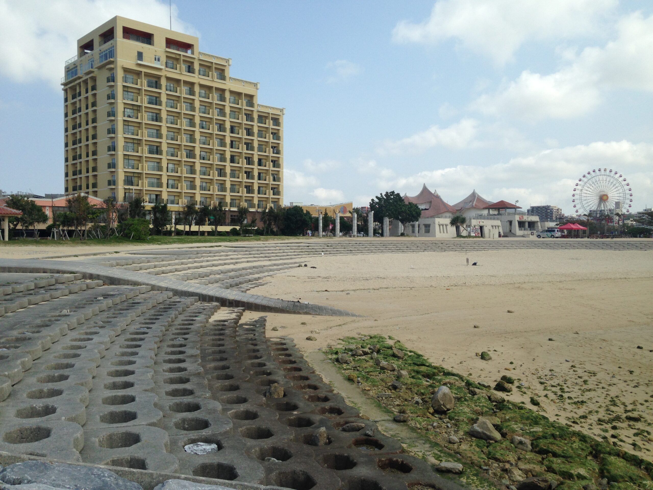 Chatan Sunset Beach and Vessel Hotel Campana Okinawa
