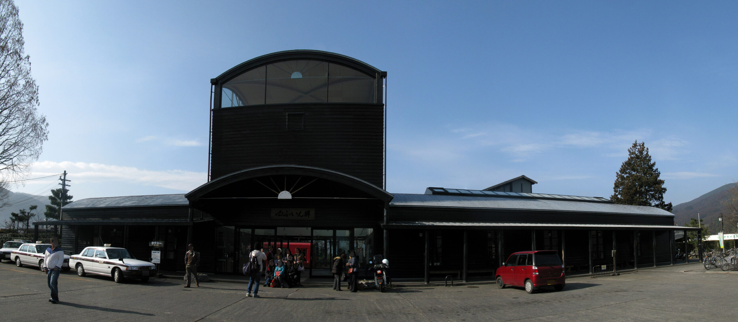 九州大學線由布院站全景