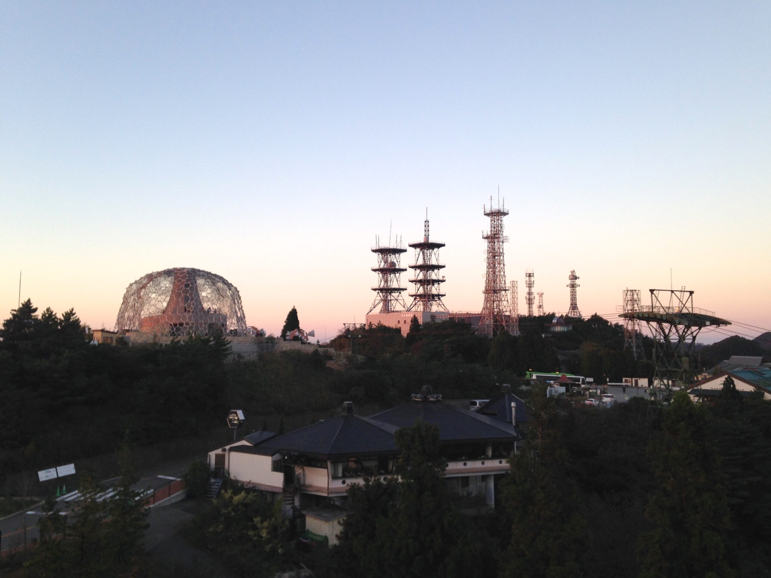 六甲山溫室觀景台，來自六甲花園露台的見晴塔