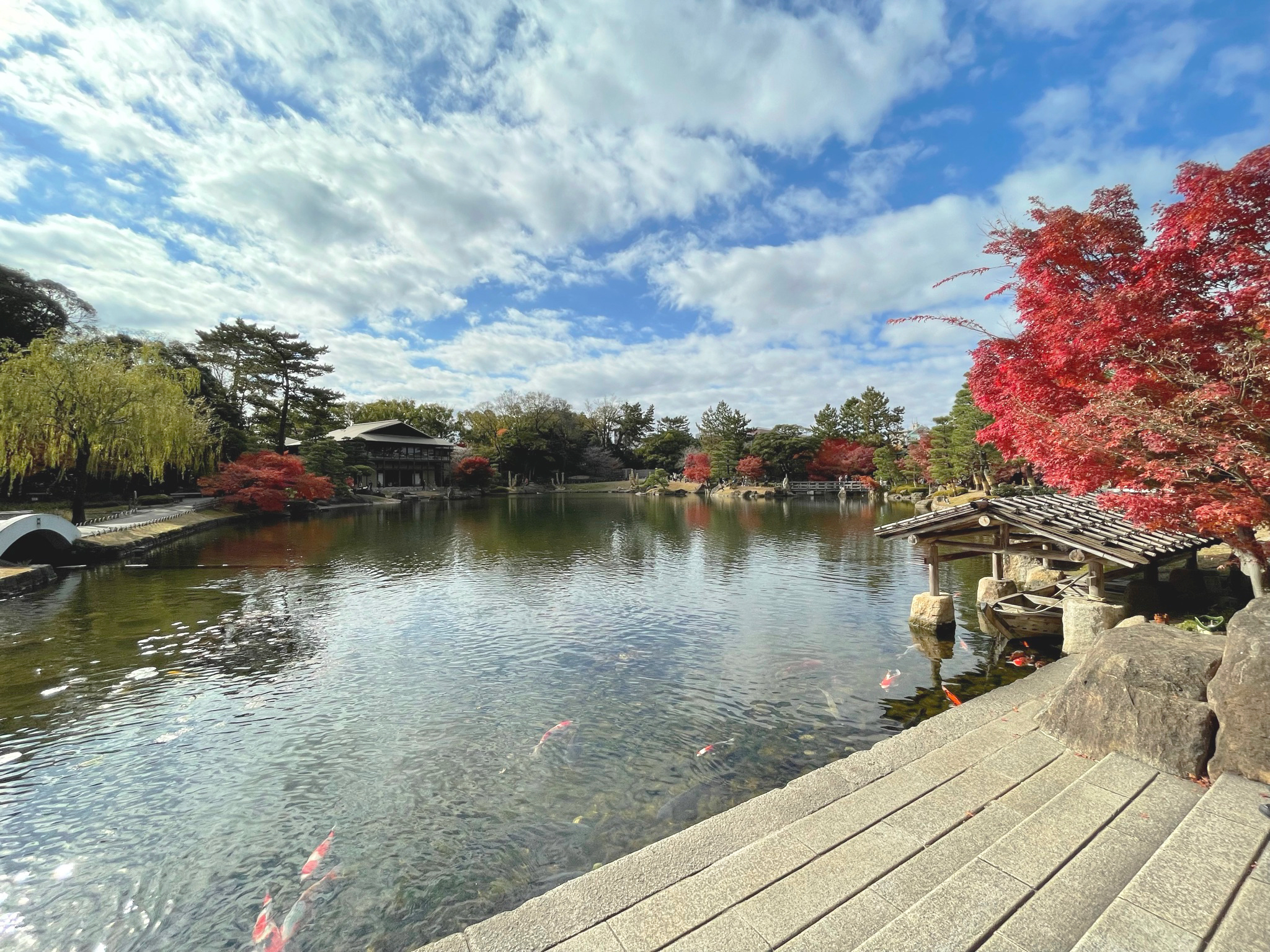 名古屋德川園的龍泉湖