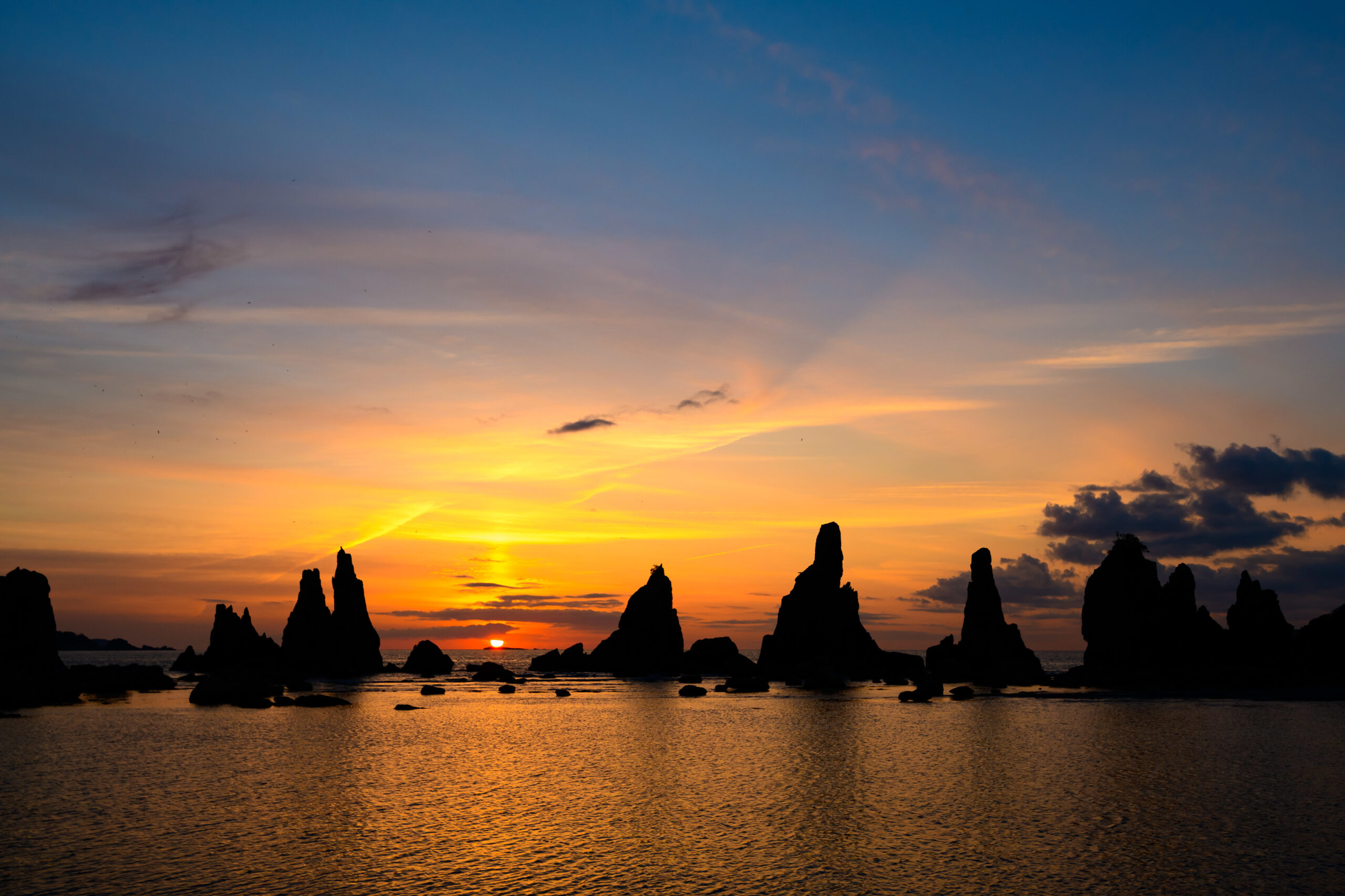 和歌山橋杭岩晨光景色