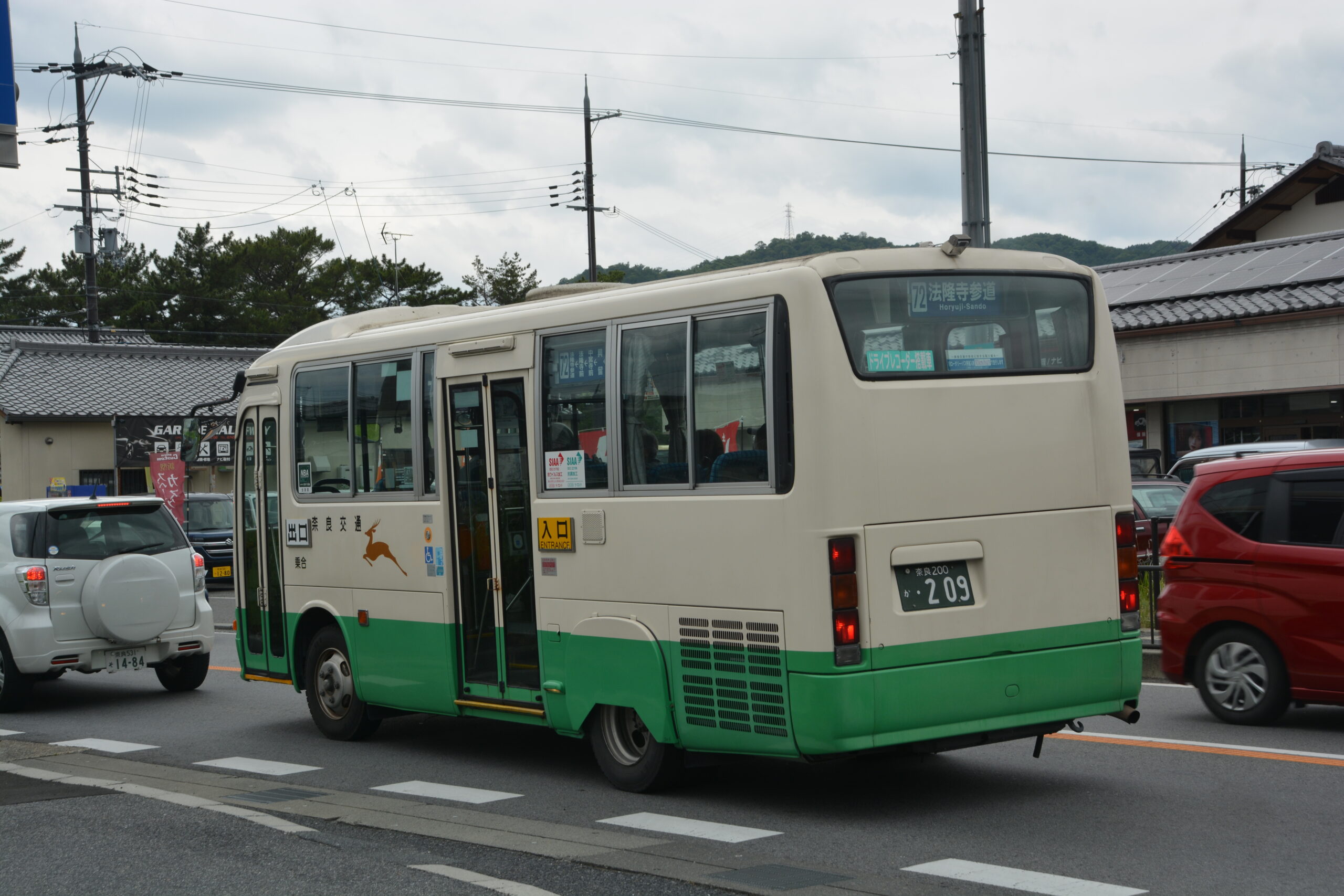 奈良72號巴士站牌