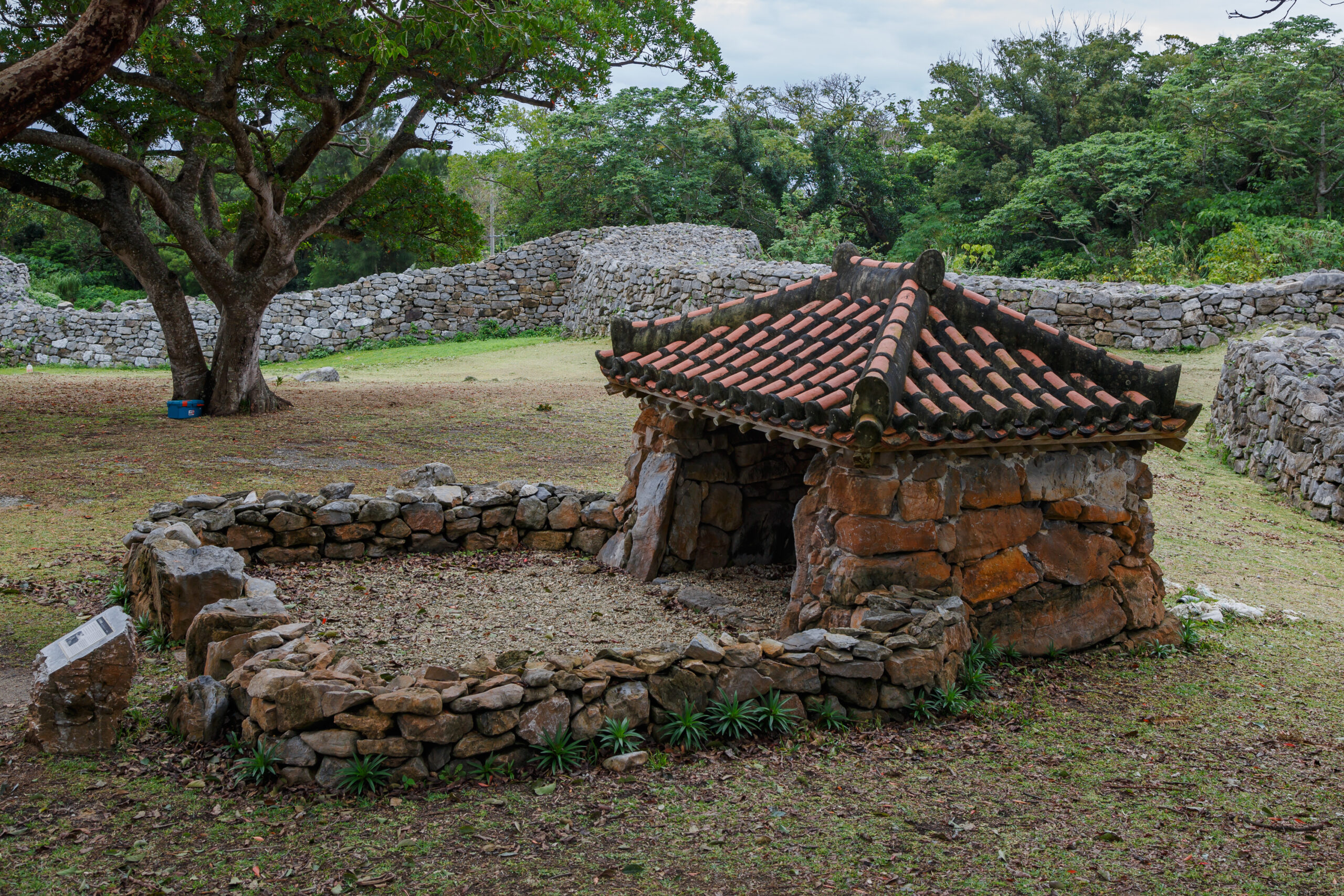 日本沖繩中城城堡