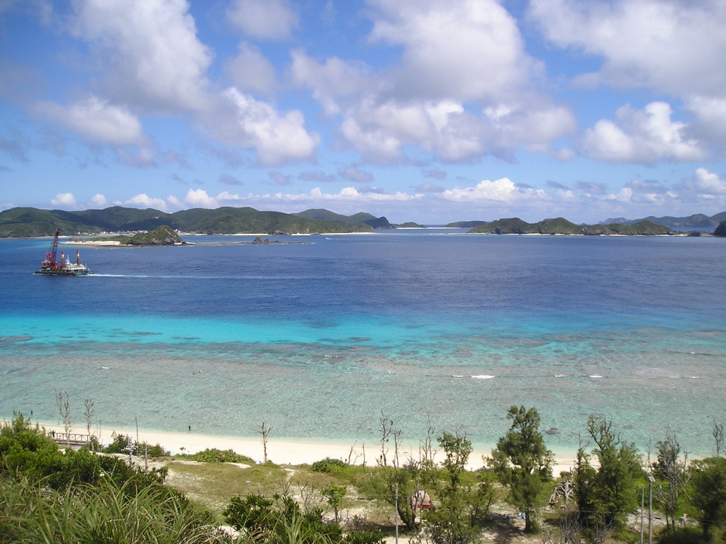 日本沖繩赤島西濱海灘