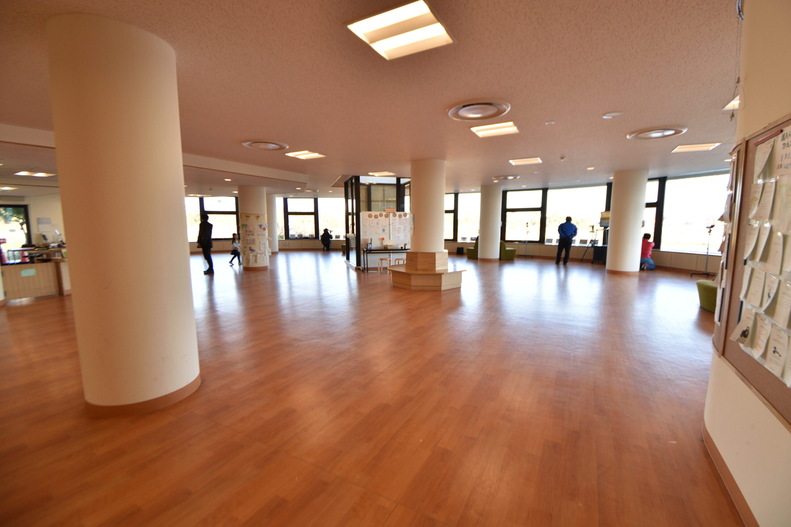 東京港野鳥公園自然中心觀鳥大廳