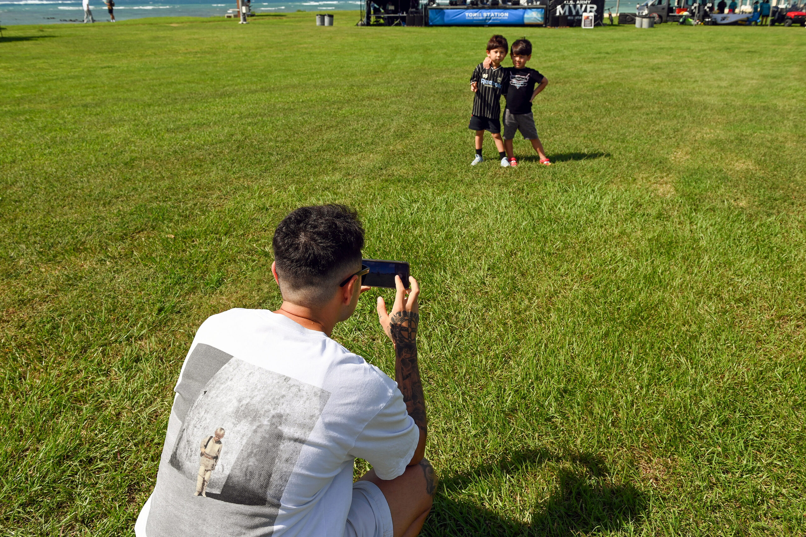 沖繩美軍基地歡迎社區秋季節慶活動