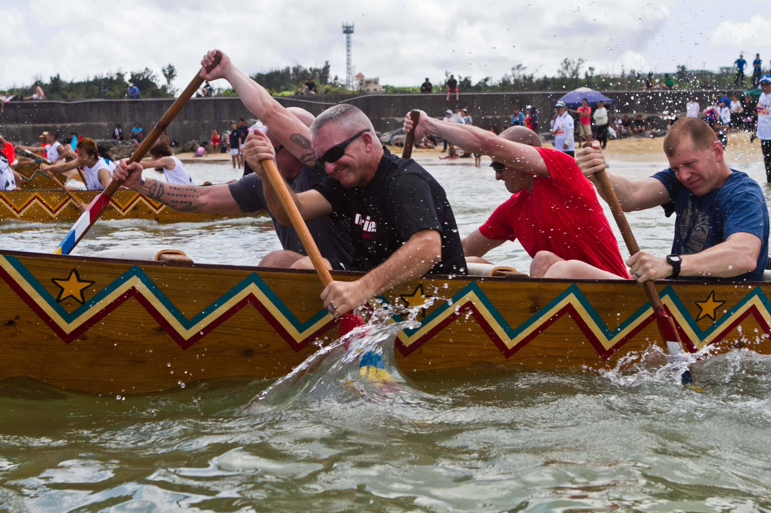 社區與軍人在邊野古競賽