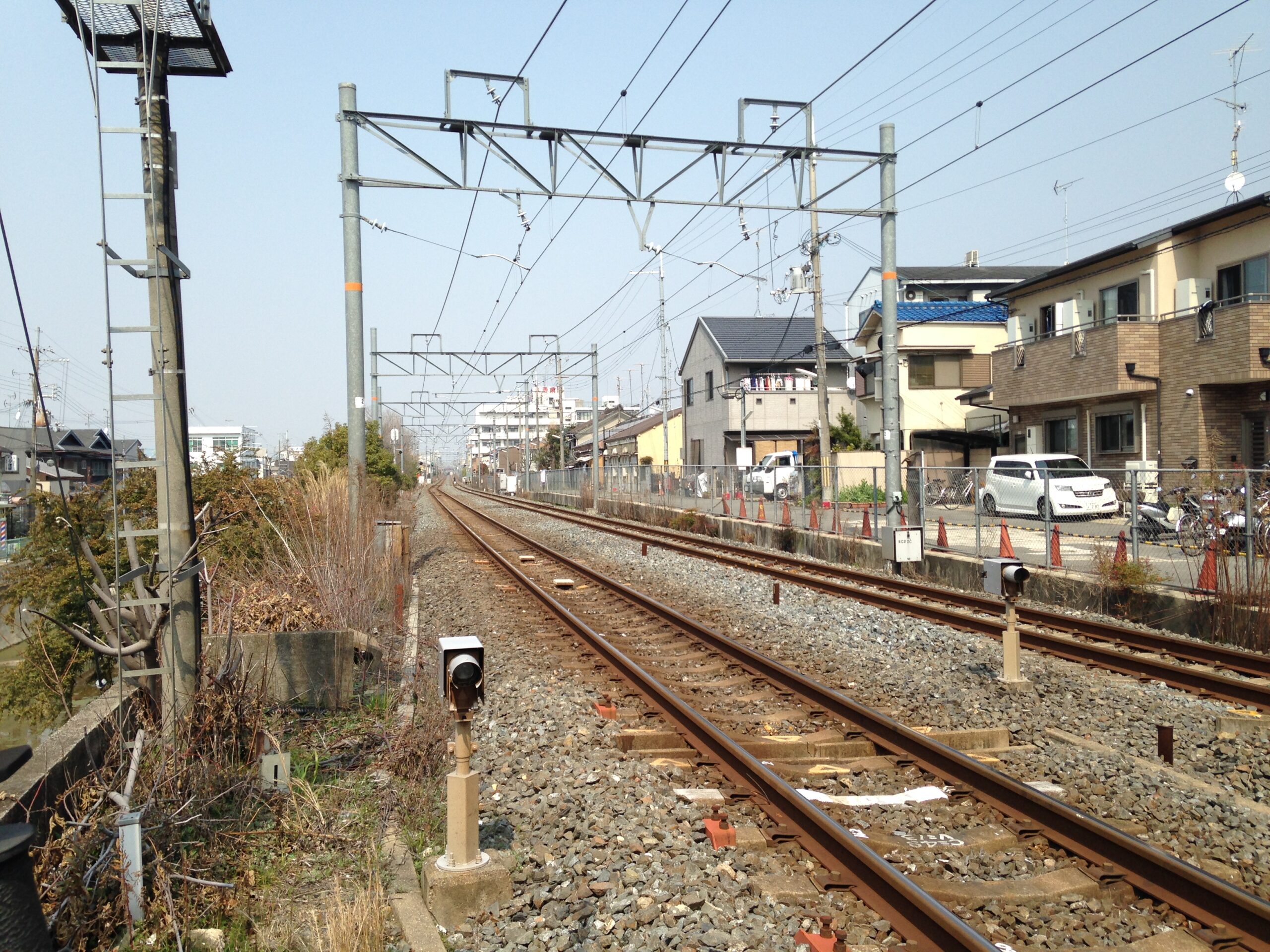 祓川踏切上的JR奈良線
