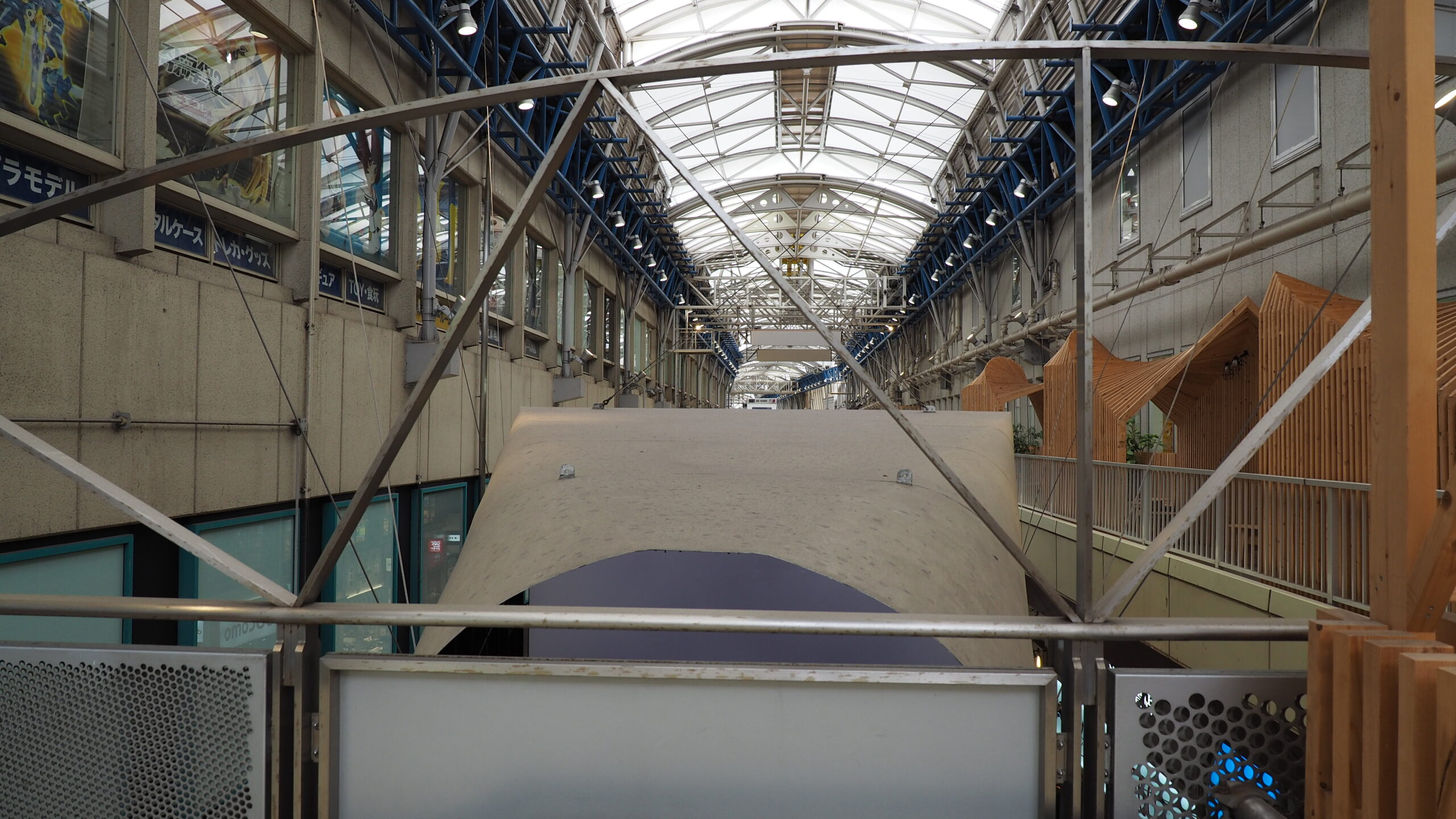 神戶三宮街景與購物人潮