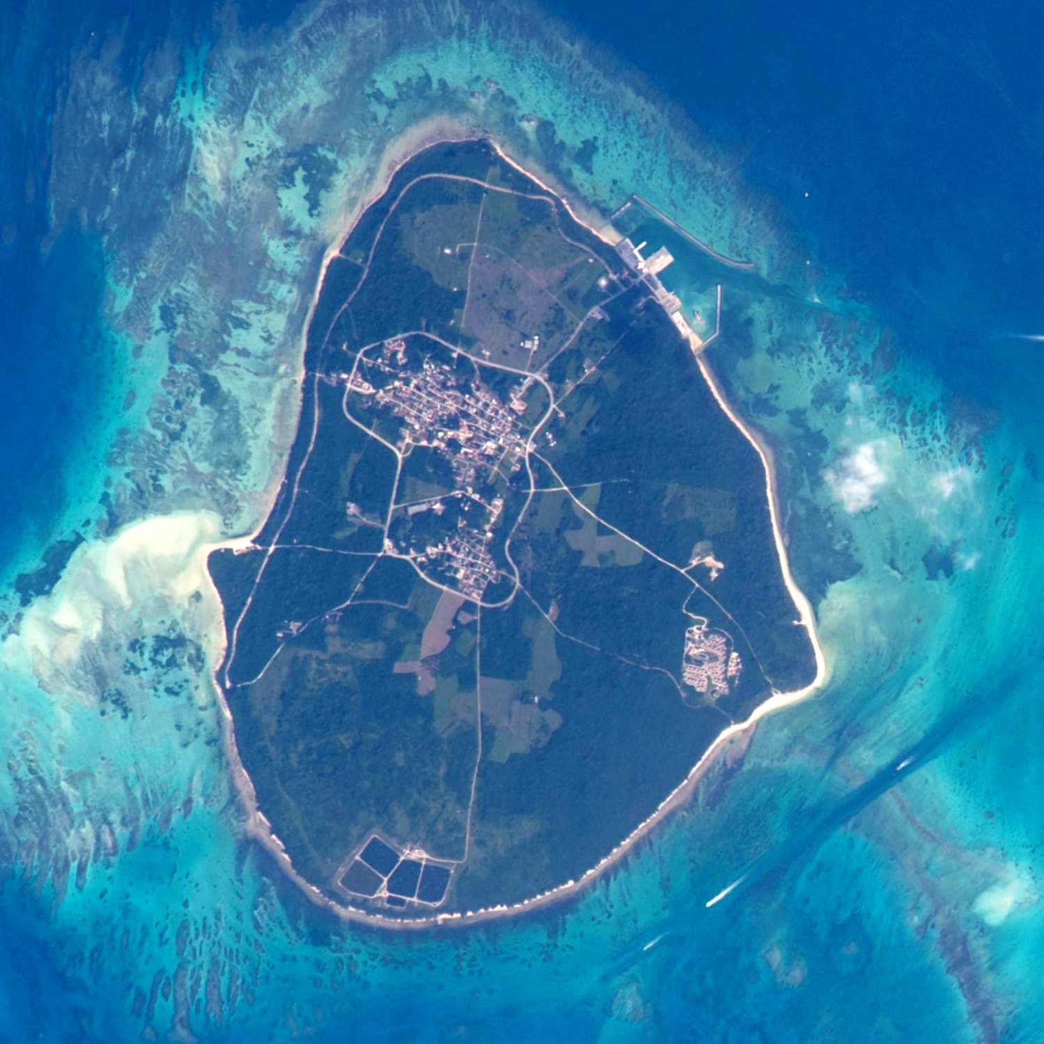 竹富島傳統紅瓦聚落