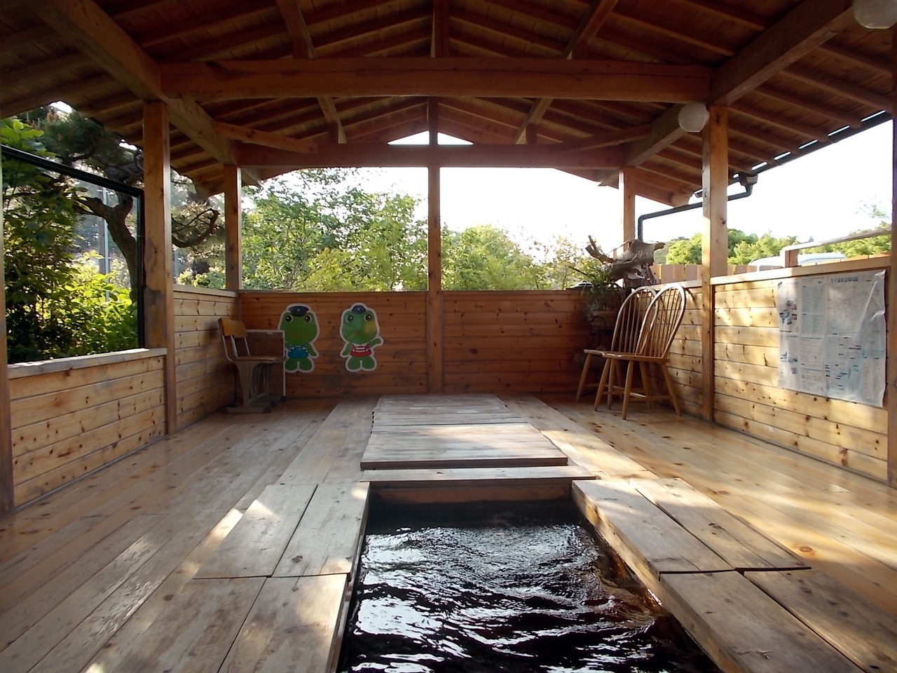 與良溪谷站足湯