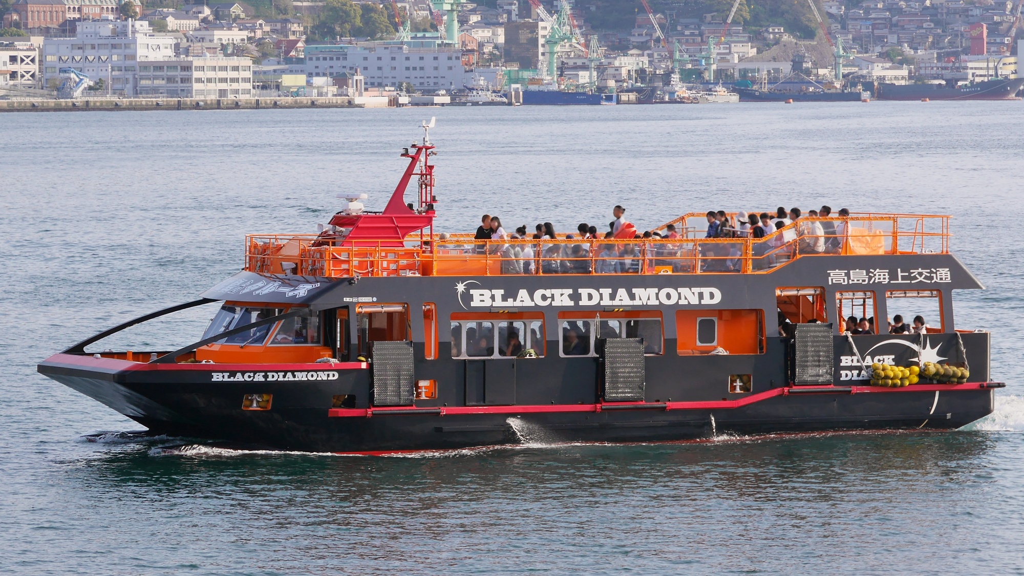 軍艦島黑鑽石遊船