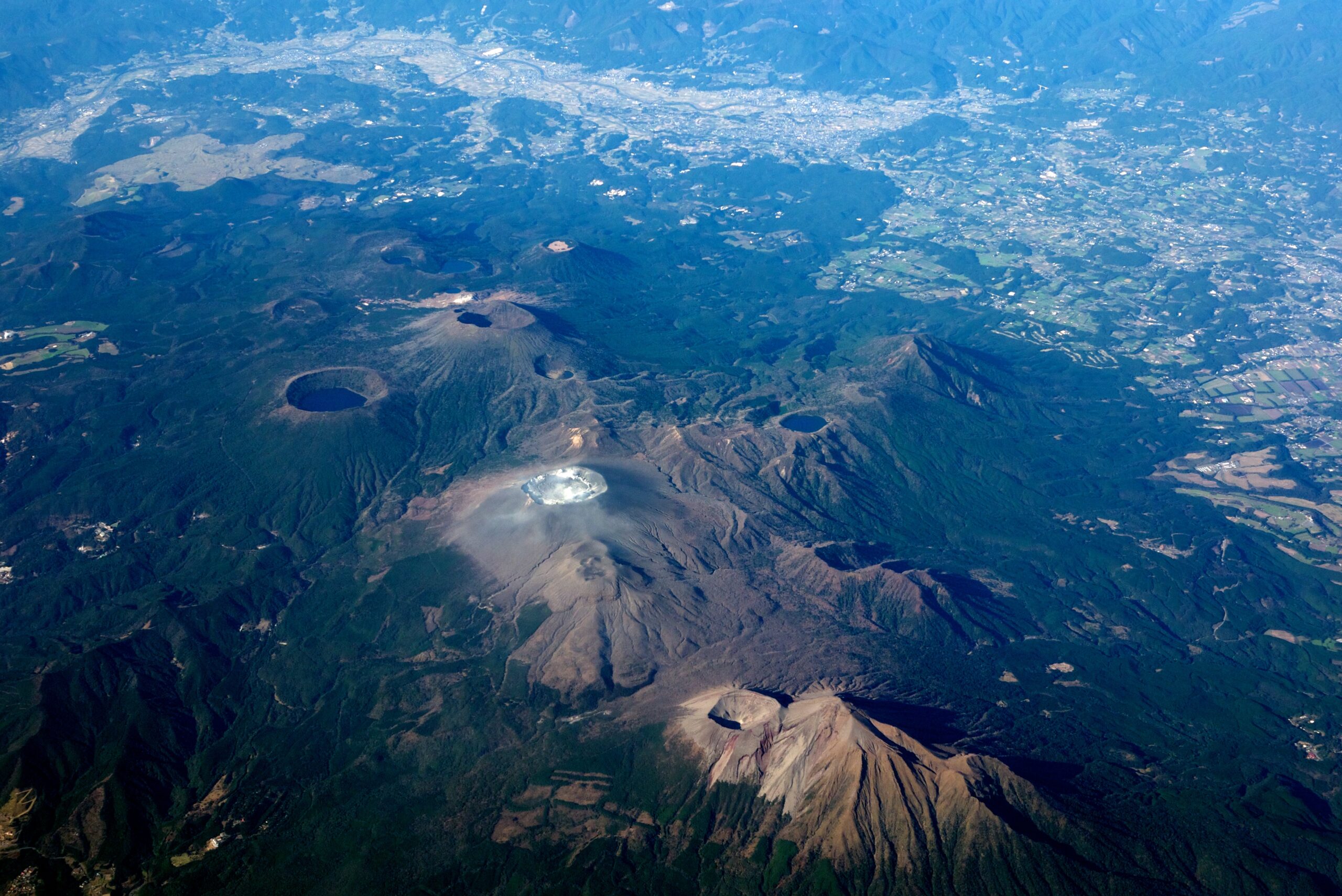 霧島火山南南東景觀