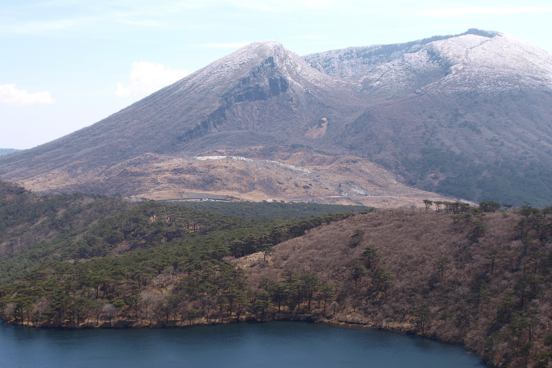韓國岳火山口全景