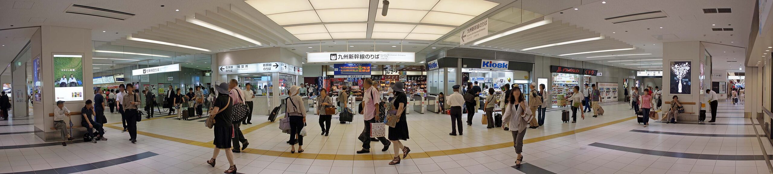 鹿兒島中央站月台全景