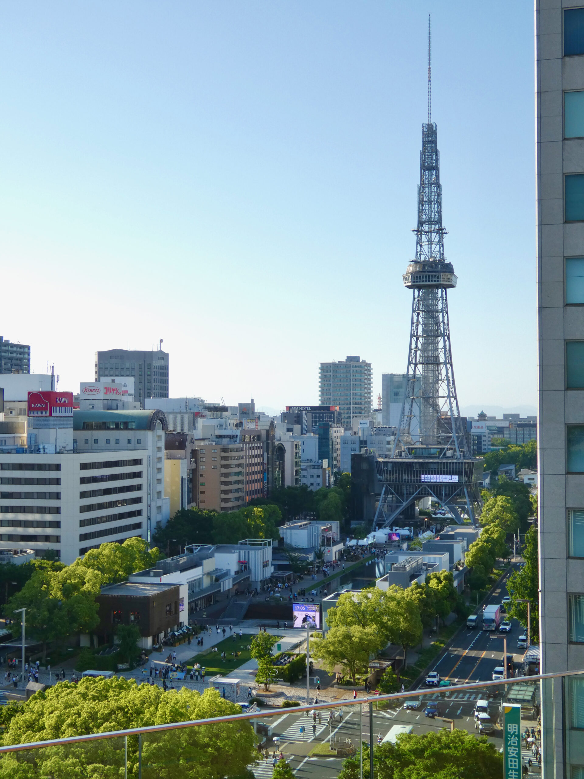 從中日新聞社大樓俯瞰名古屋電視塔和久屋大通公園