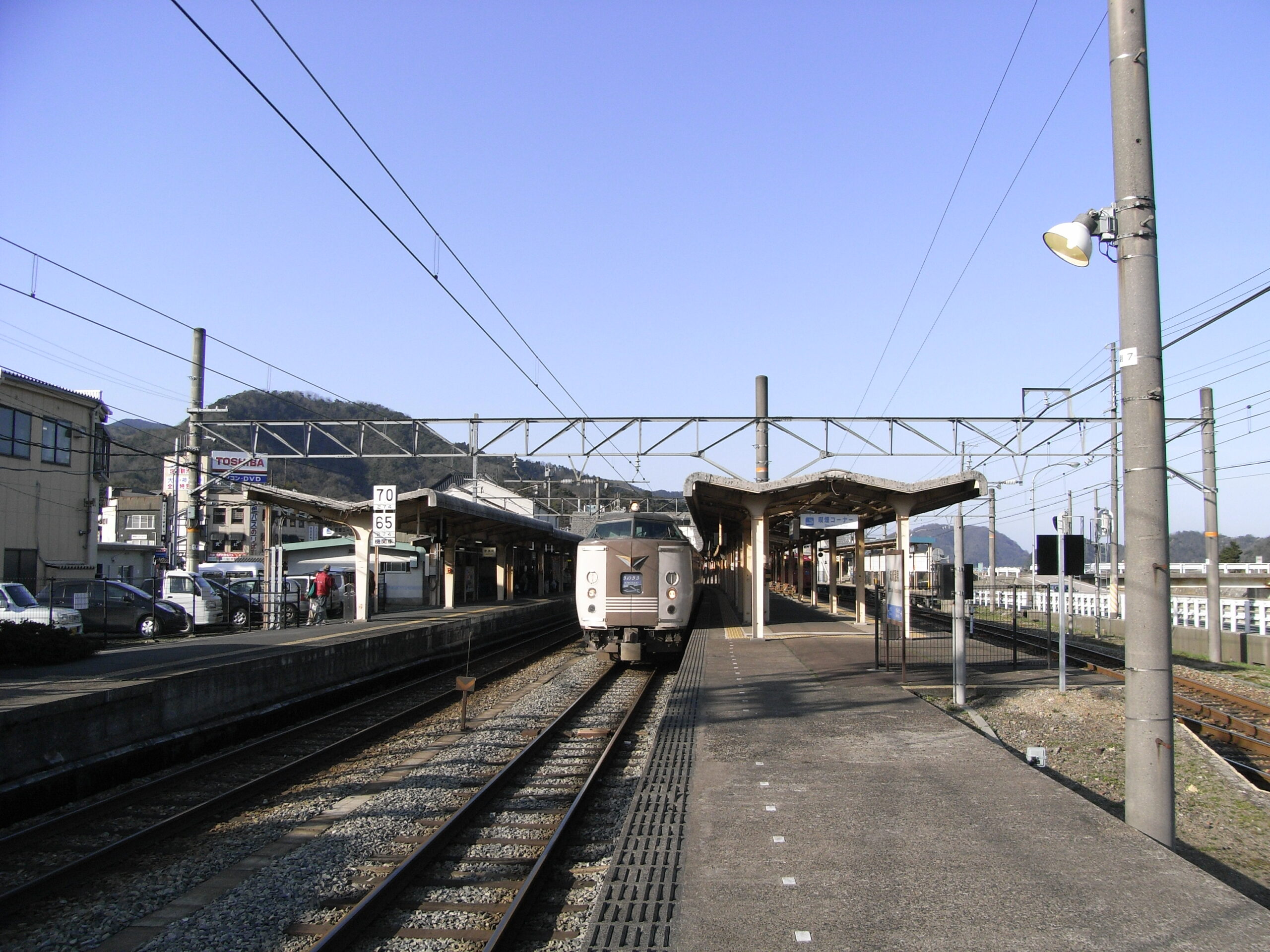 JRW 183 城際列車停靠城崎溫泉站