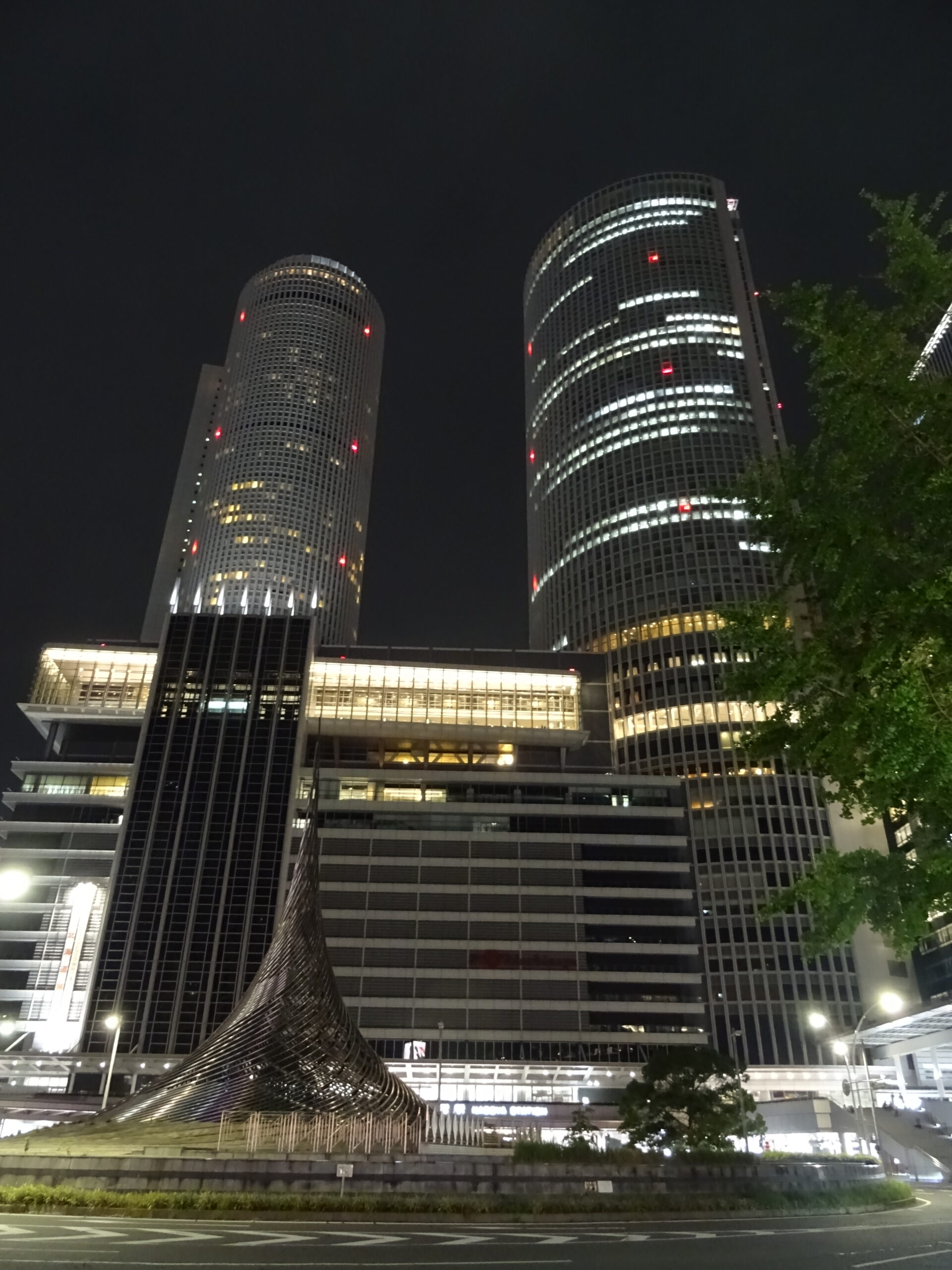 JR中央大樓夜景