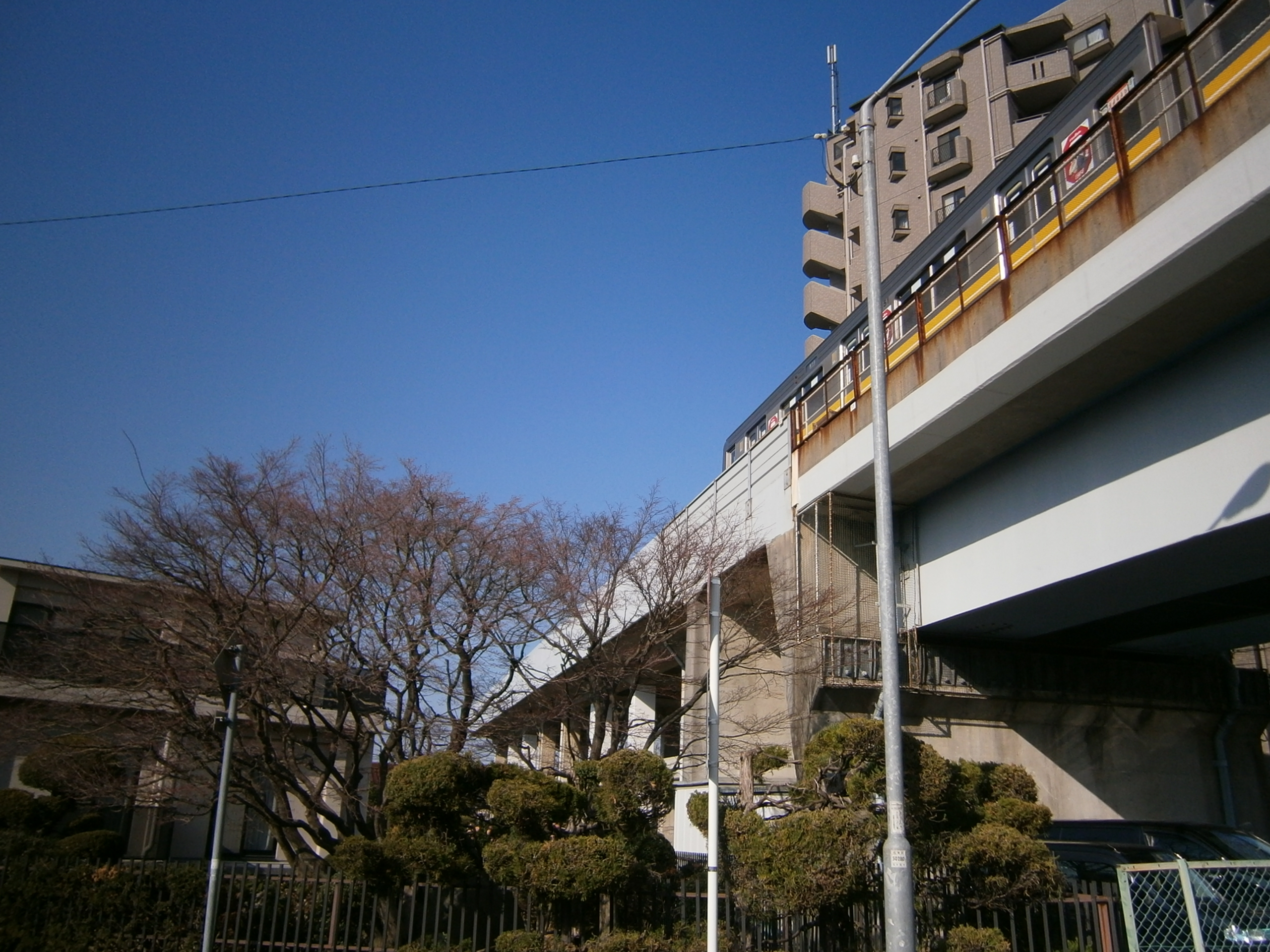 名古屋地鐵東山線月台