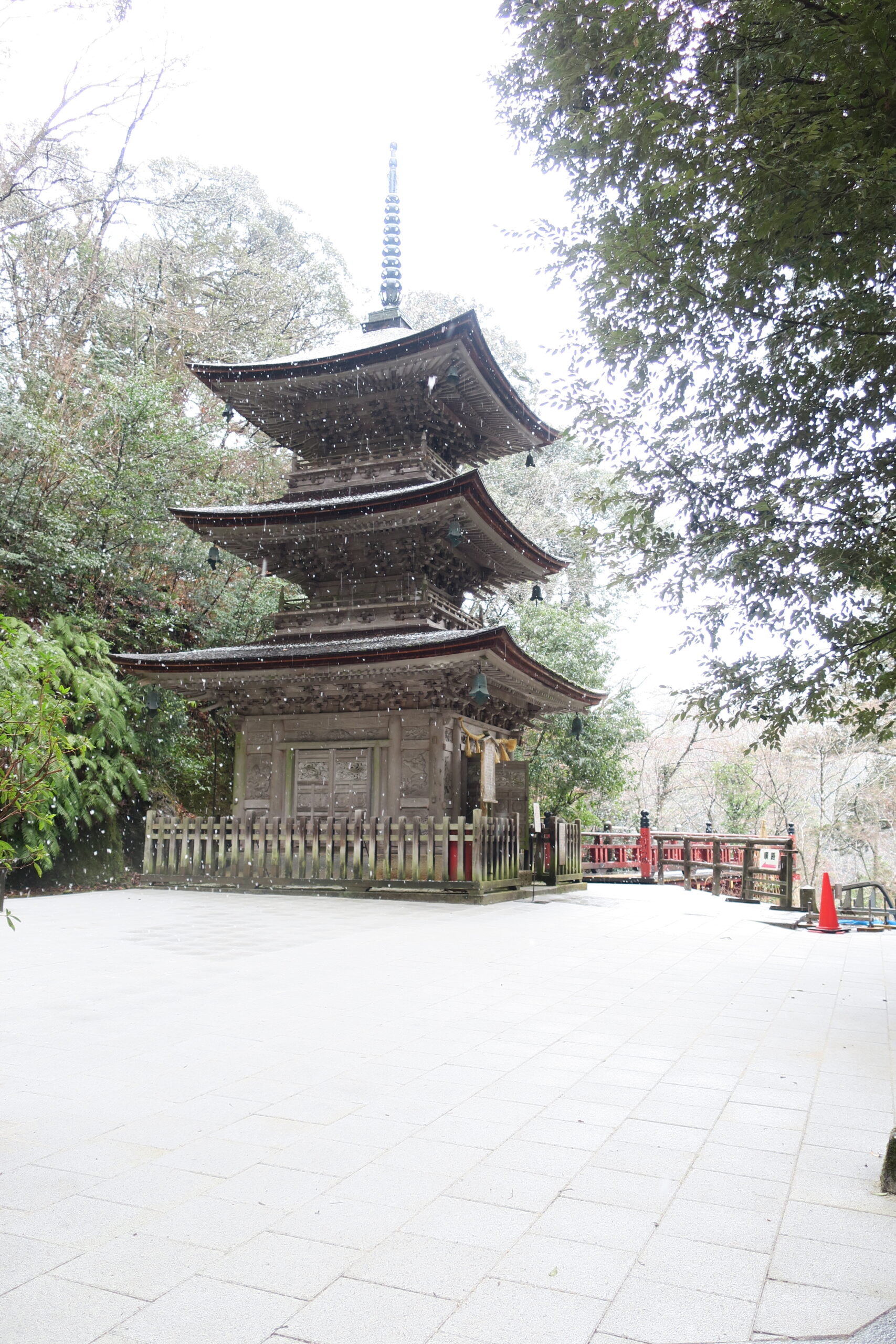 小松市能登寺三層塔