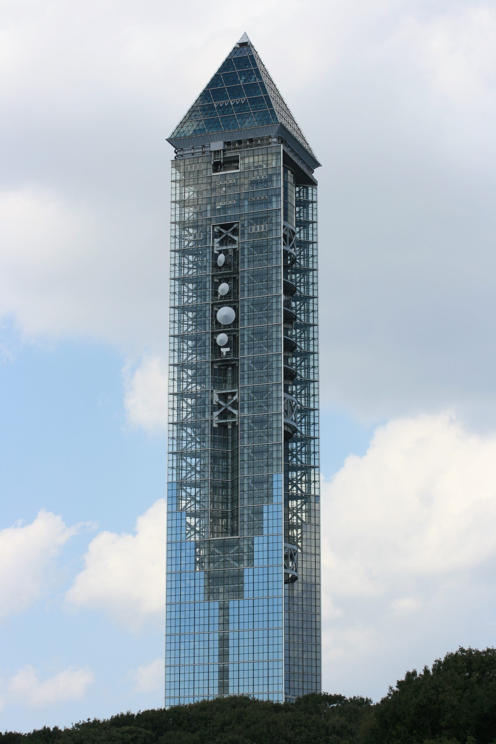 東山天空塔外觀