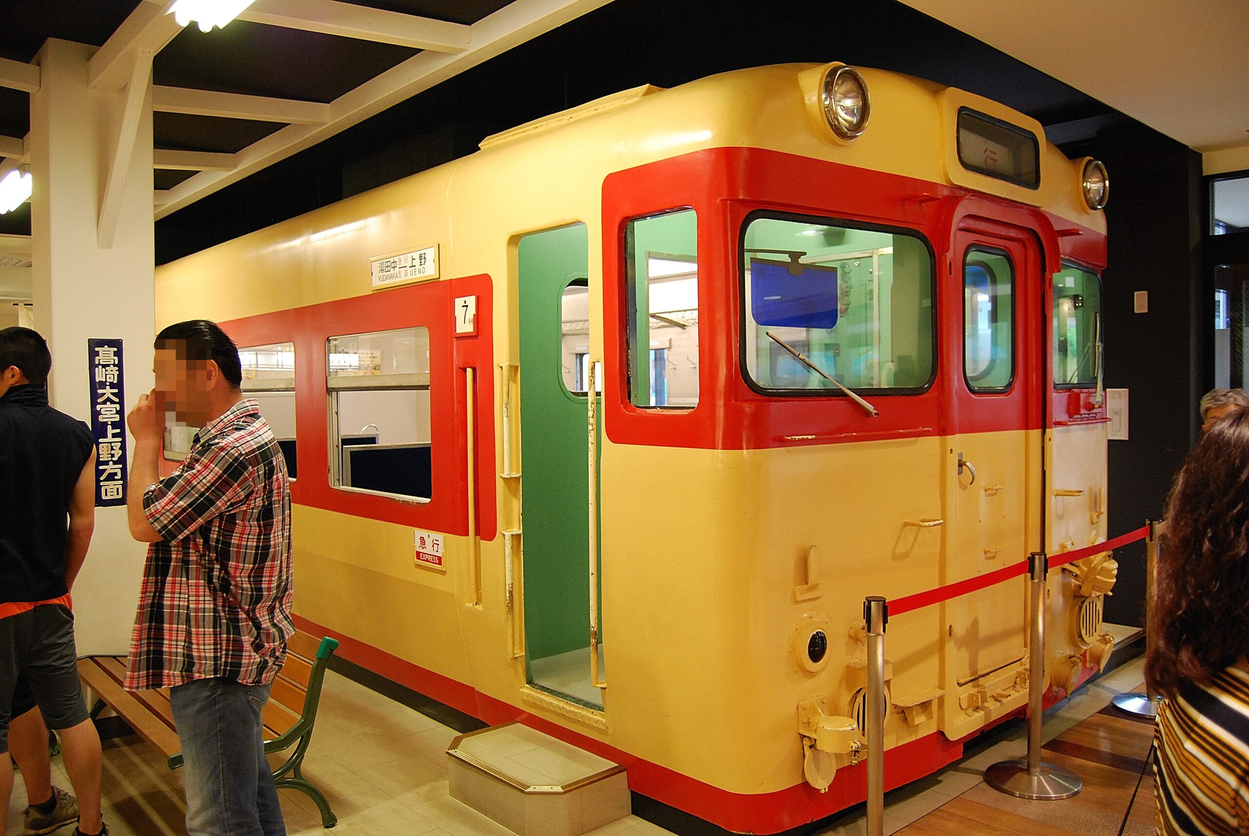 橫川服務區的 Kiha 58 624 柴油列車