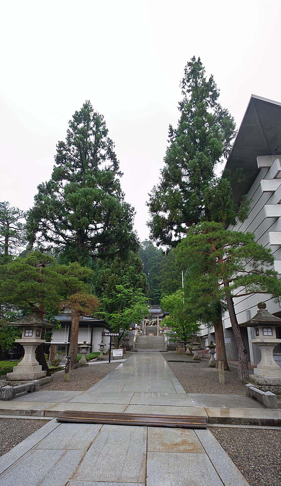 櫻山八幡宮神社本殿