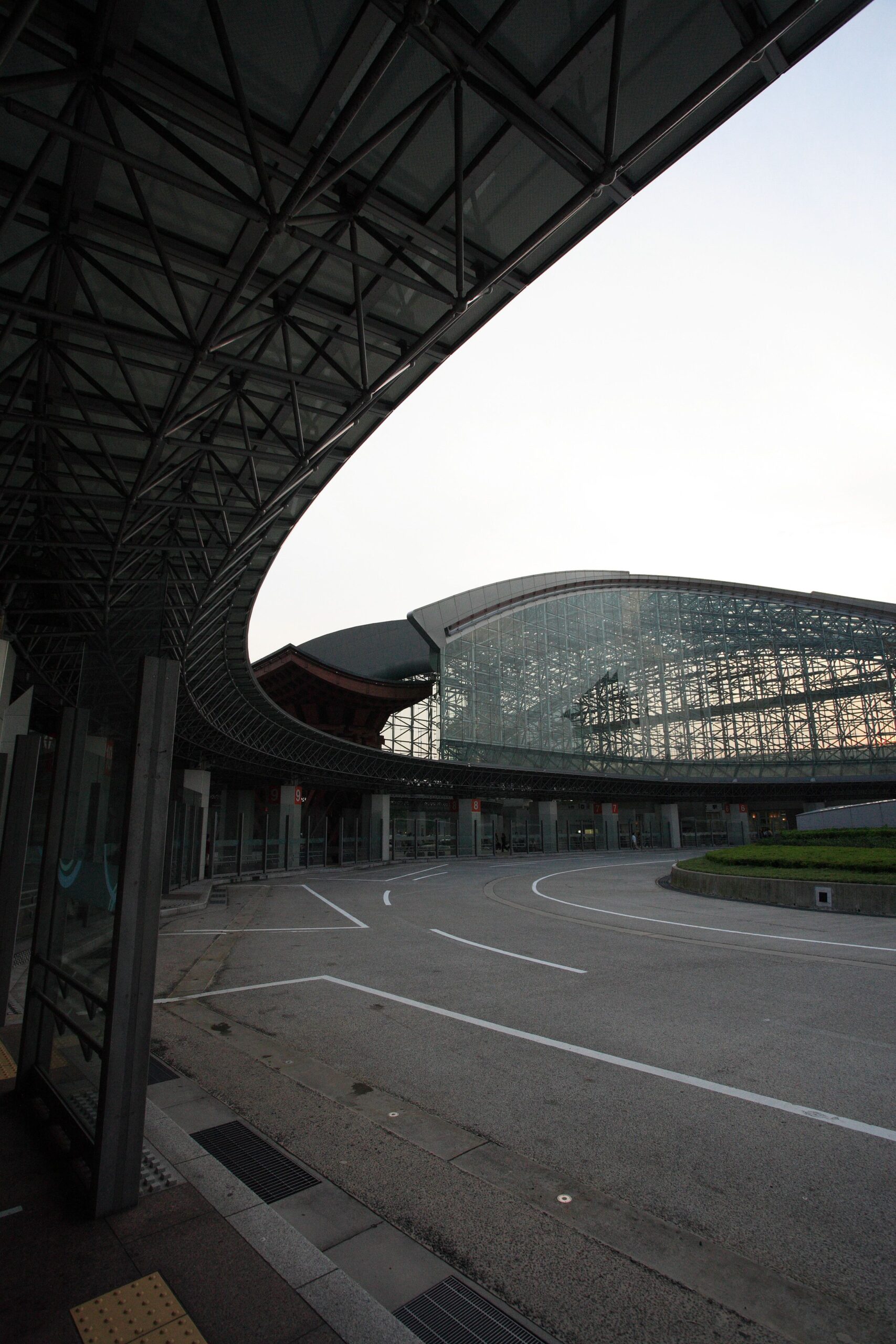 金澤站公車總站