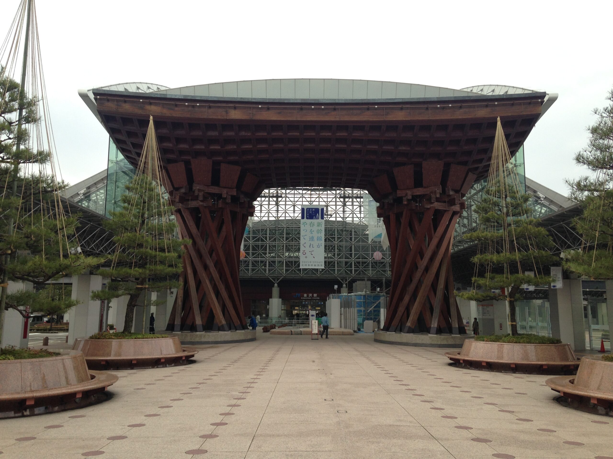 金澤站前的鼓門