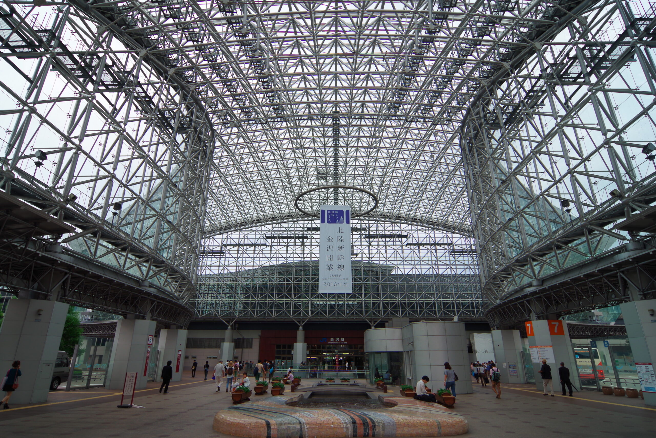 金澤站東口全景
