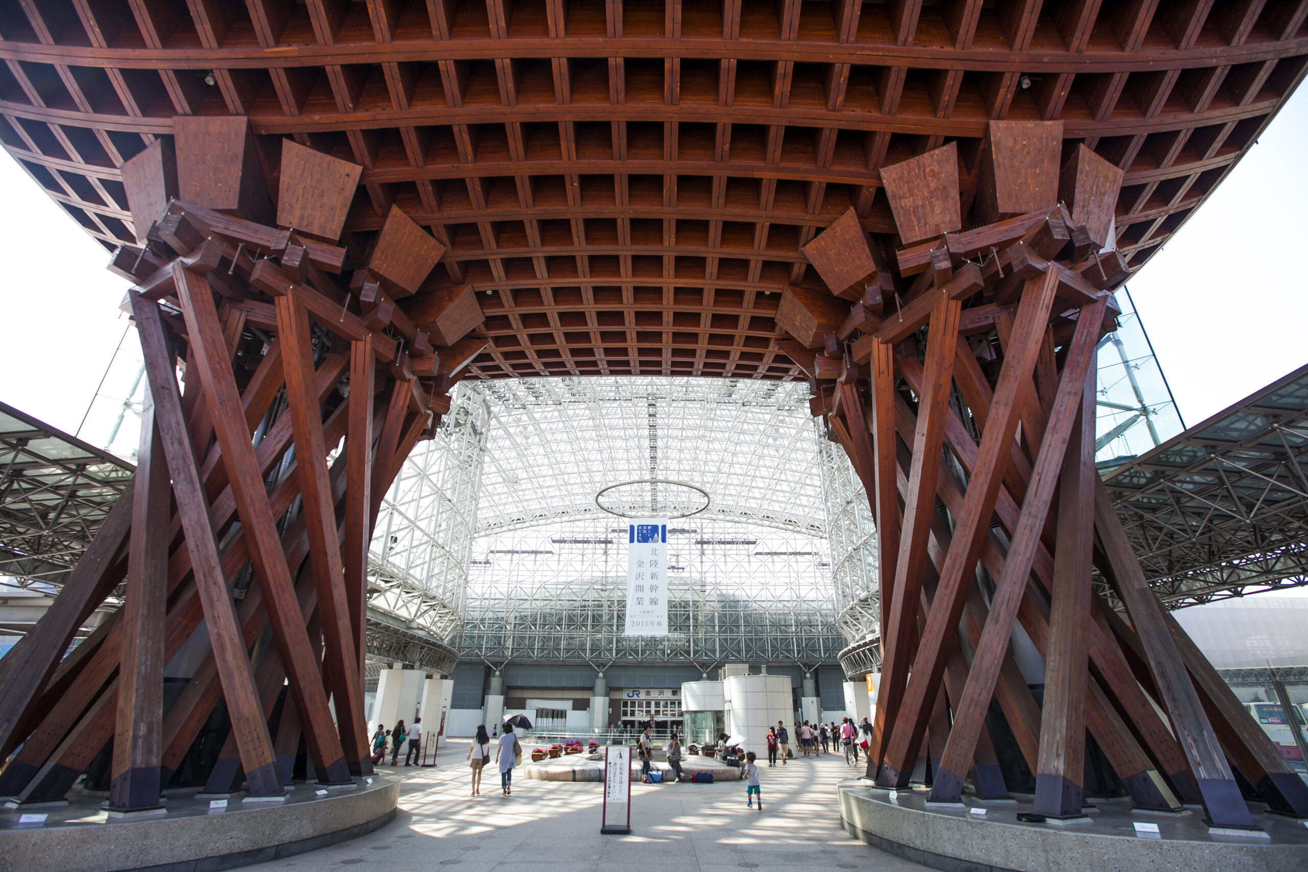 金澤站東口鼓門地標建築