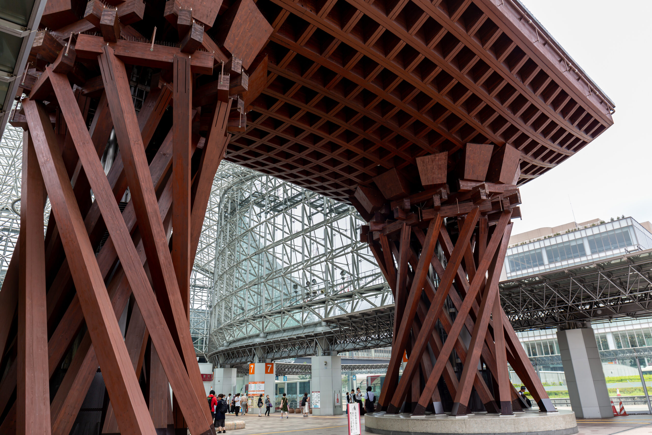 金澤車站鼓門夜景