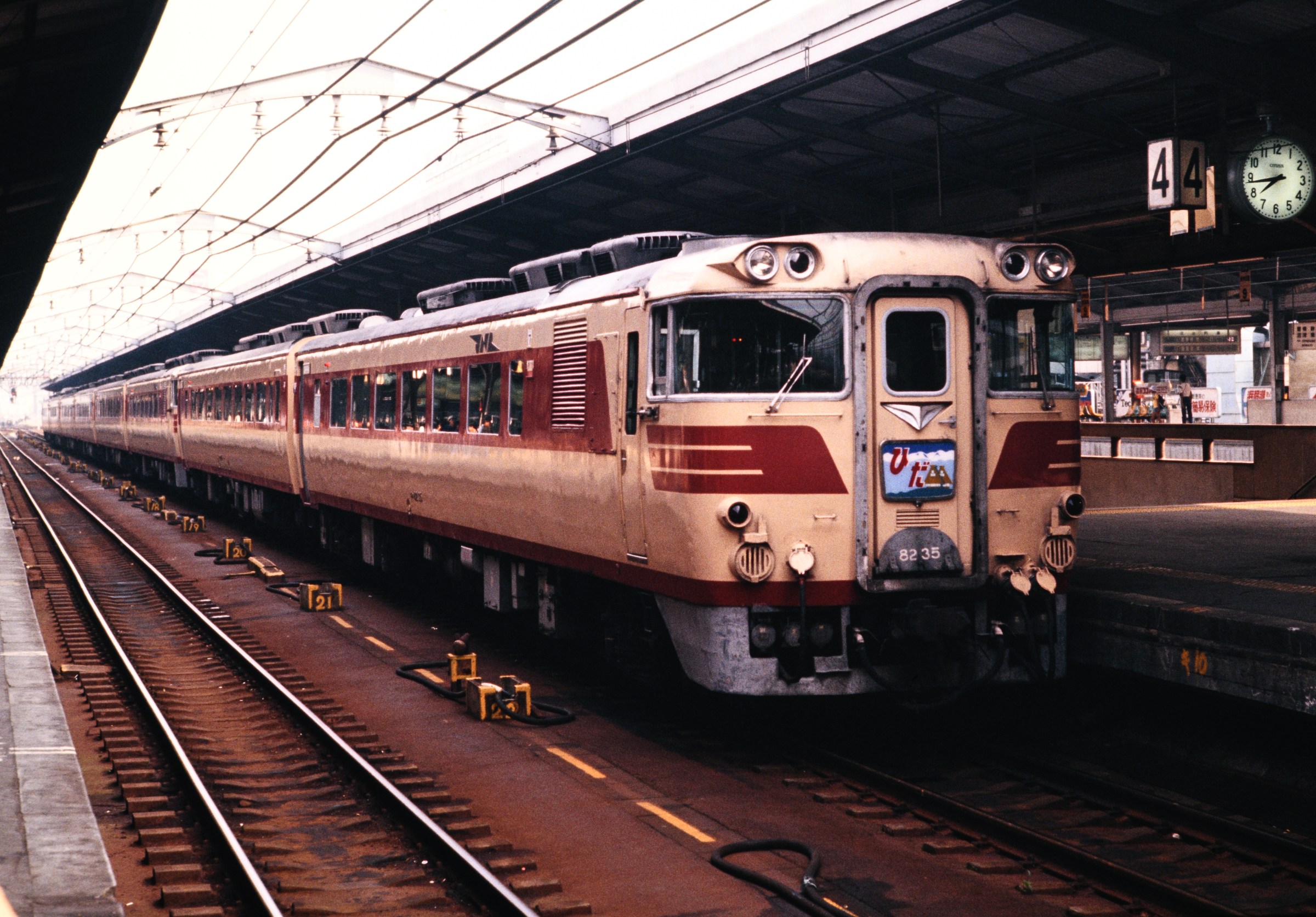 飛驒 Kiha8235 柴油列車（名古屋）