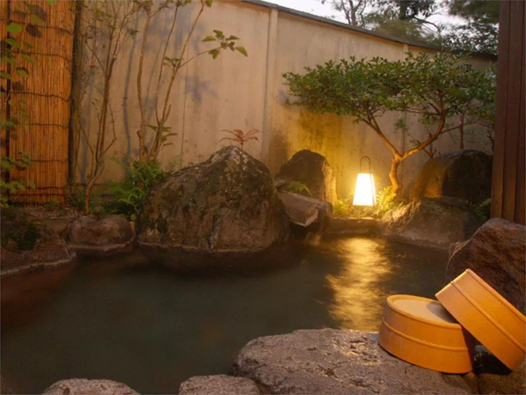湯布院溫泉花之舞溫泉浴池（Yufuin Onsen Ryokan Hananomai）