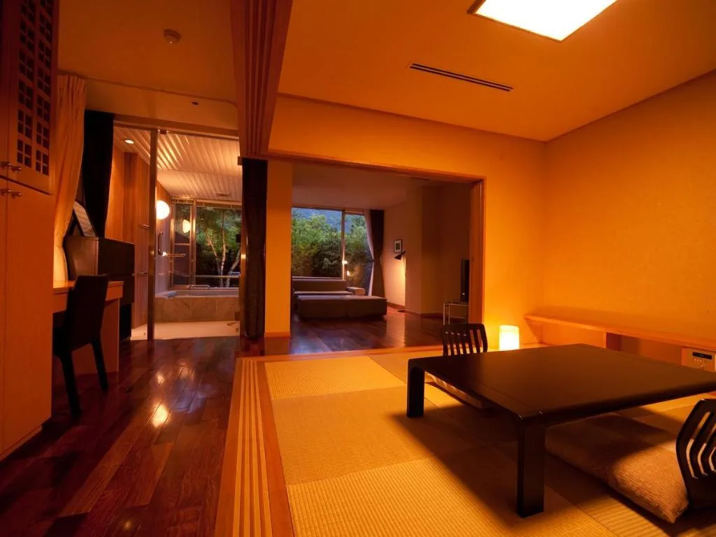 由布院 UBL 酒店溫泉浴池(Yufuin UBL Hotel)