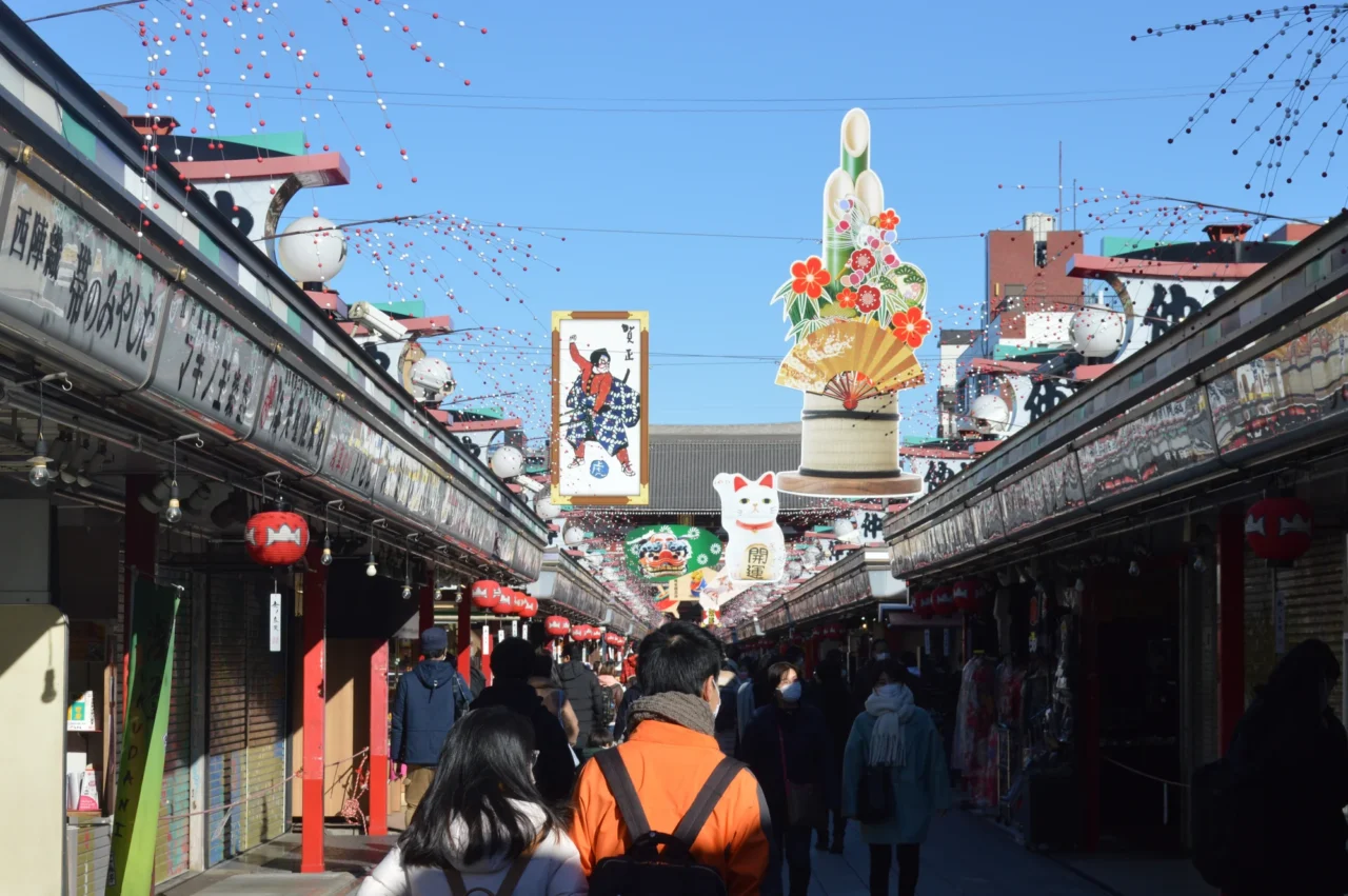 仲見世通商店街全景