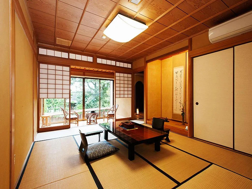 別府昭和園溫泉浴池(Beppu Onsen Beppu Showaen)