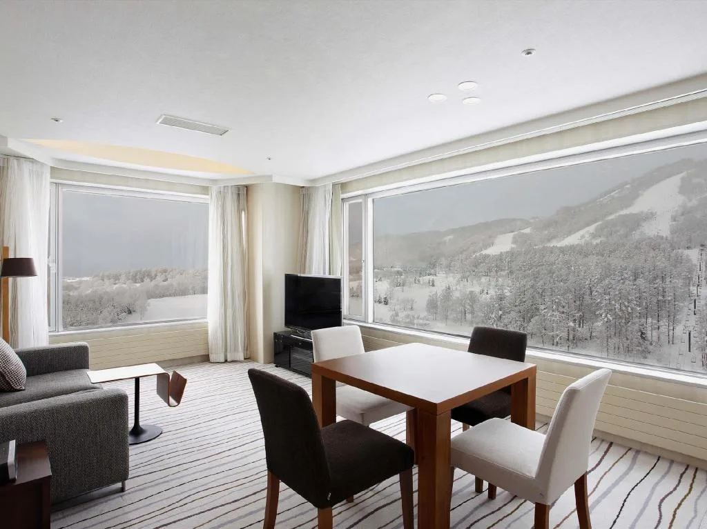 希爾頓二世古村溫泉浴池(Hilton Niseko Village)