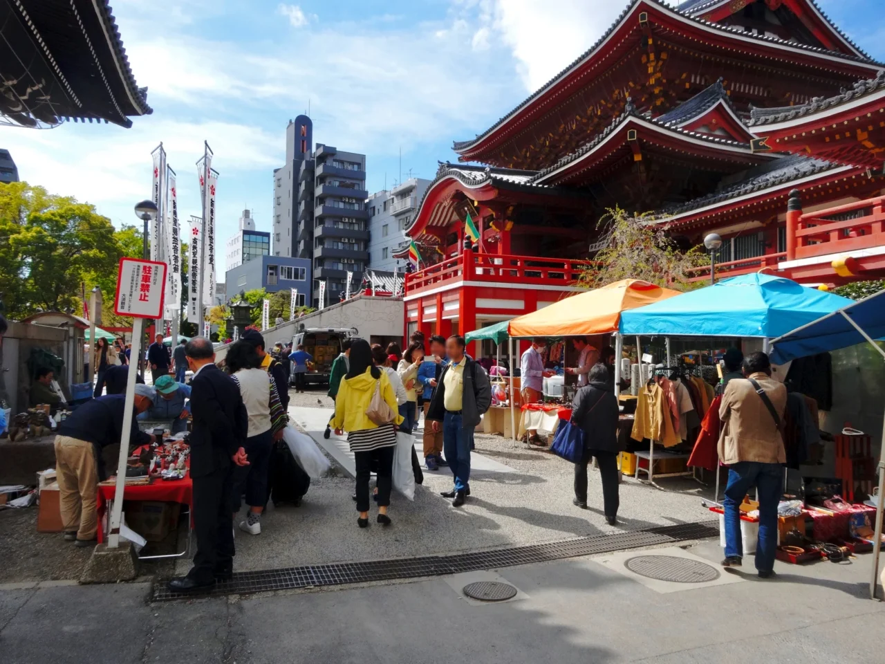 大須觀音境内骨董市集古董攤位實景