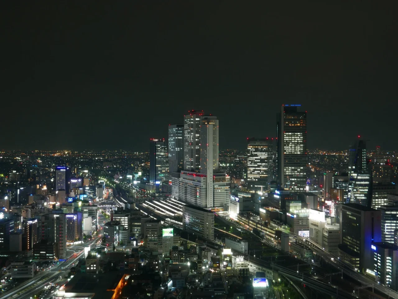 名古屋市區夜景與住宿區