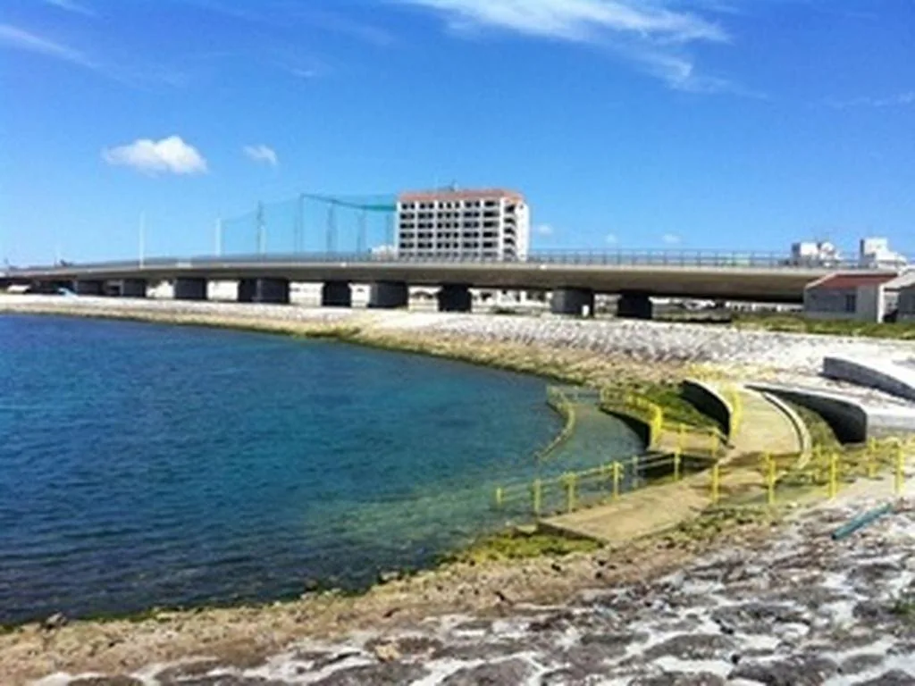 那霸海灘邊飯店用餐空間(Naha Beach Side Hotel)