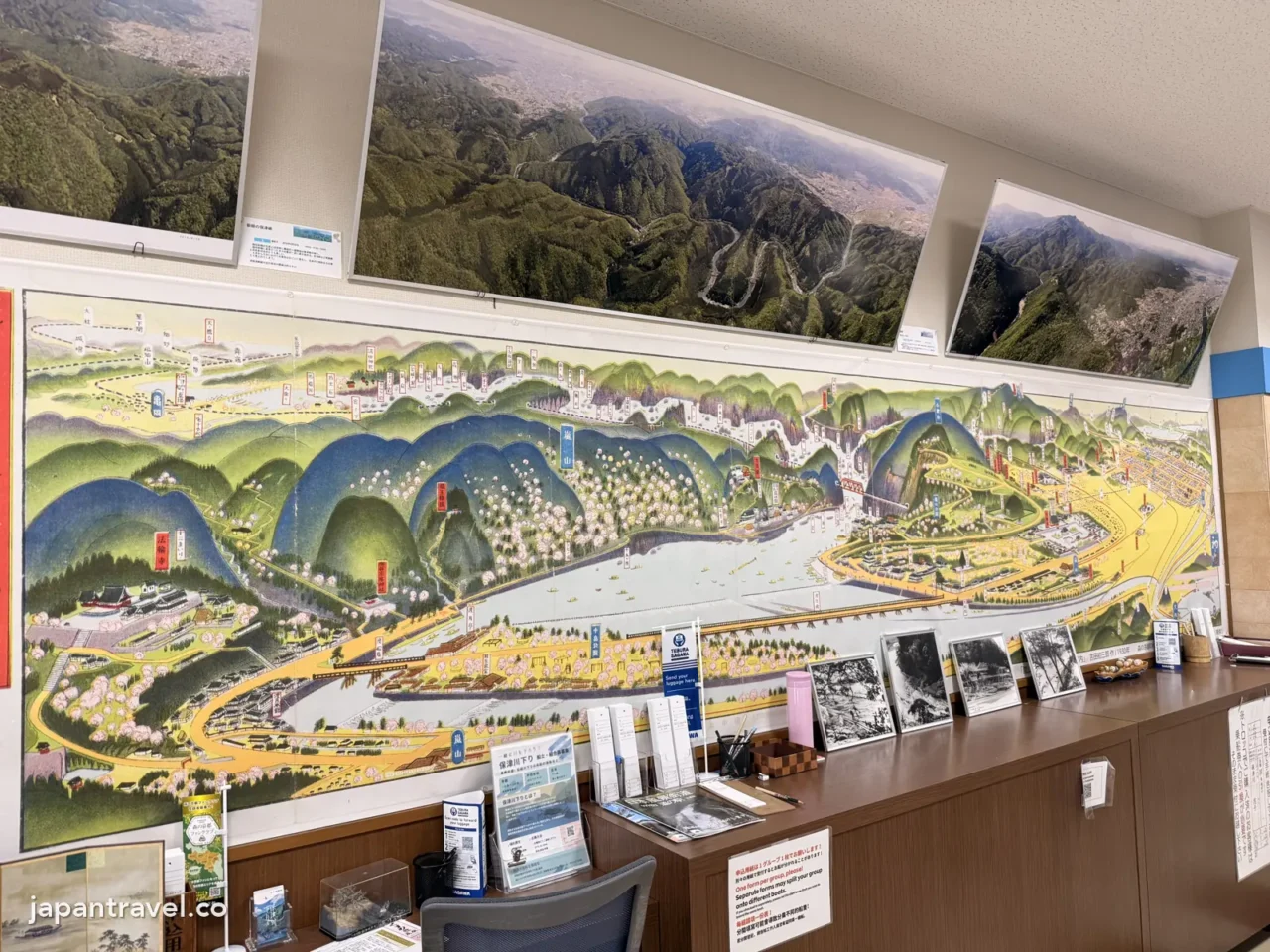 保津川遊船乘船場大廳牆上的航道地圖
