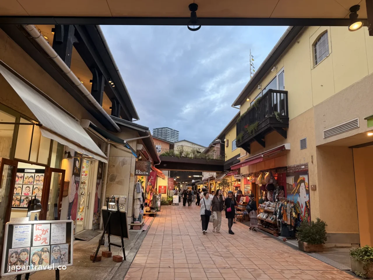 神戶臨海樂園umie MOSAIC的步行小路
