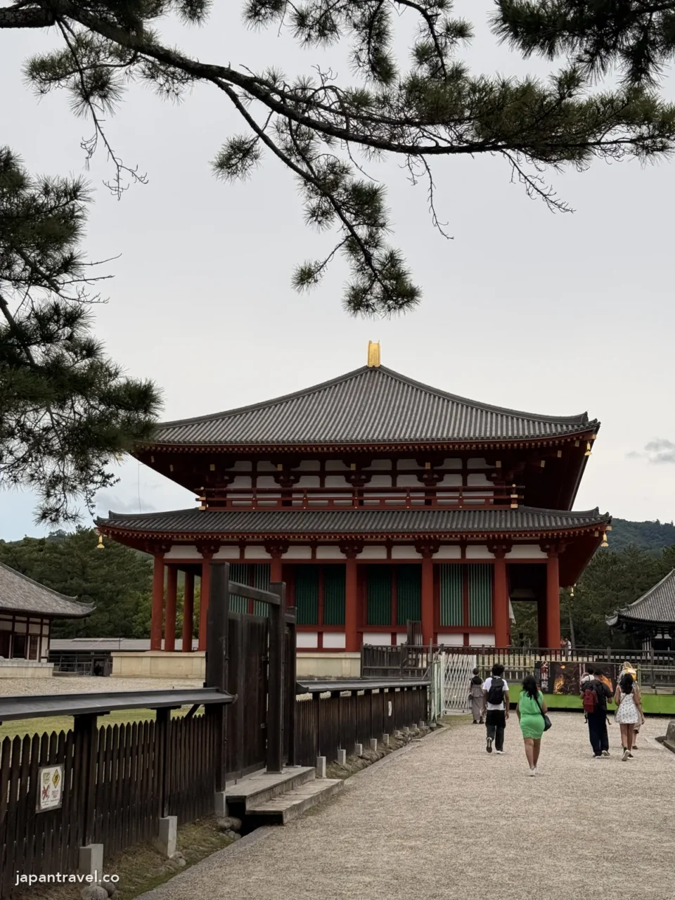 興福寺中金堂