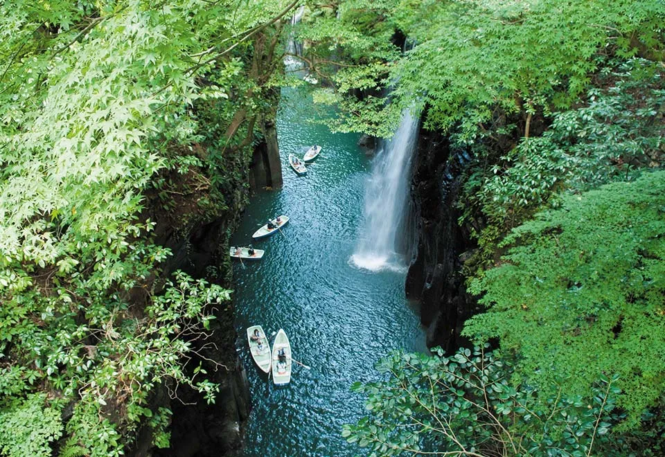 高千穗峽真名井瀑布與划船