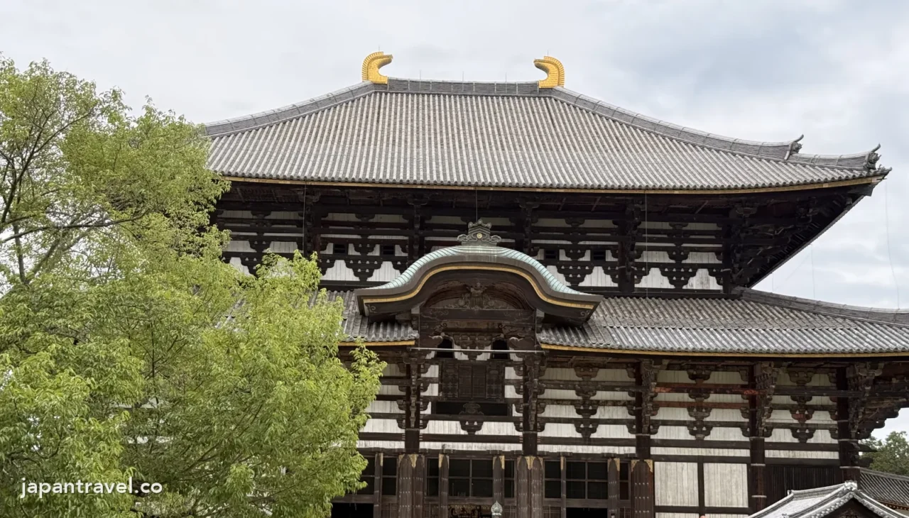東大寺大佛殿正面
